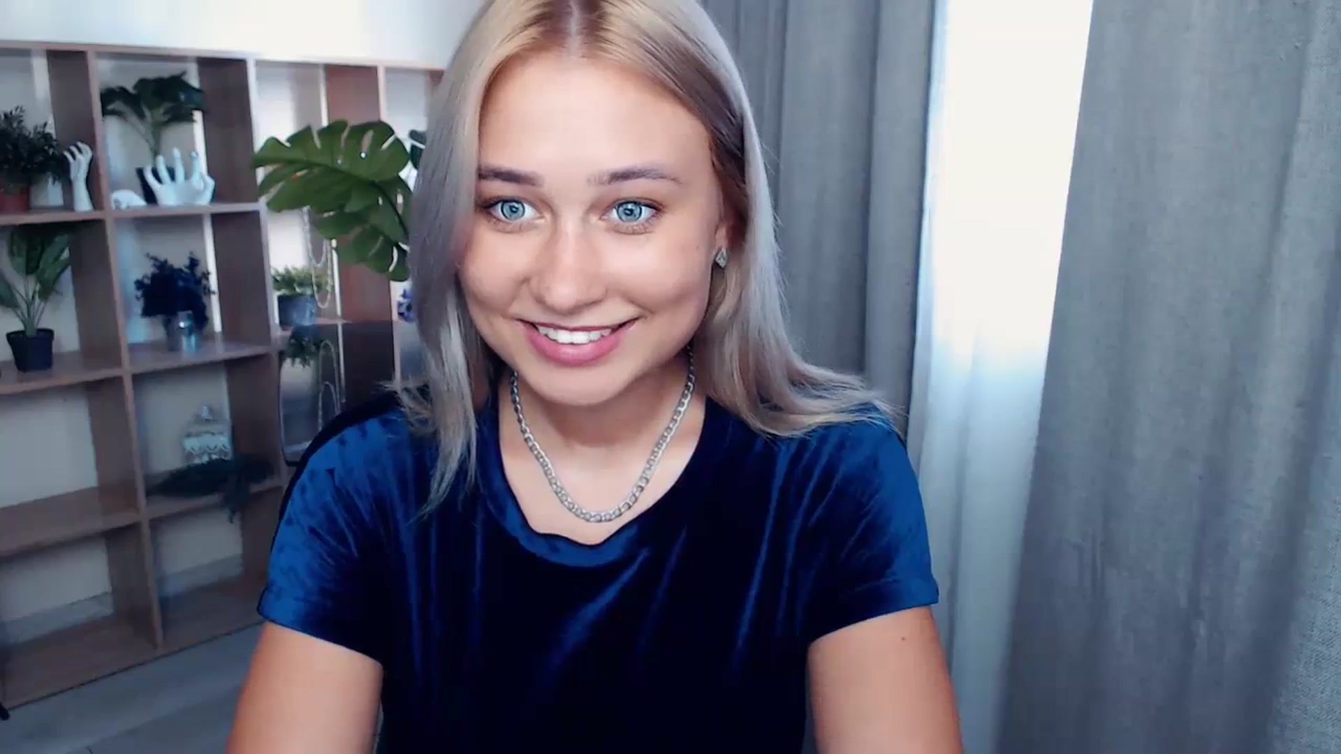 Gallery image thumbnail from Kukla_kolduna's myfreecams stream on, 08/19/2023, 16:03 image 10 of 20