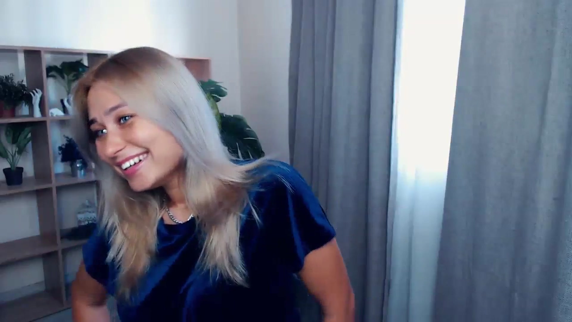 Gallery image thumbnail from Kukla_kolduna's myfreecams stream on, 08/19/2023, 16:03 image 5 of 20