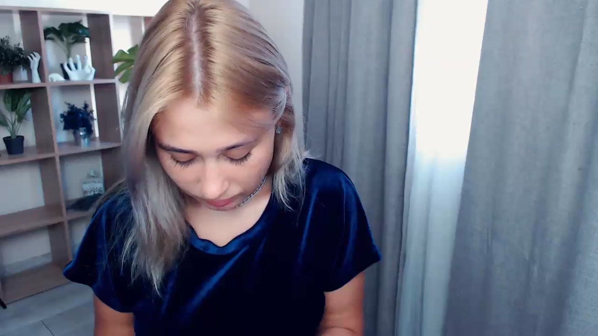 Gallery image thumbnail from Kukla_kolduna's myfreecams stream on, 08/19/2023, 16:03 image 4 of 20