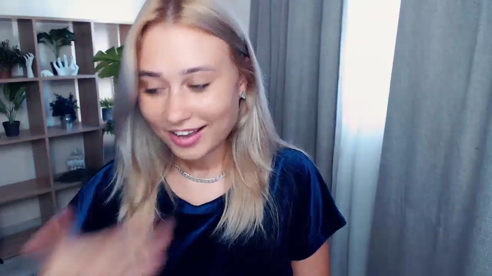 Gallery image thumbnail from Kukla_kolduna's myfreecams stream on, 08/19/2023, 16:03 image 7 of 20