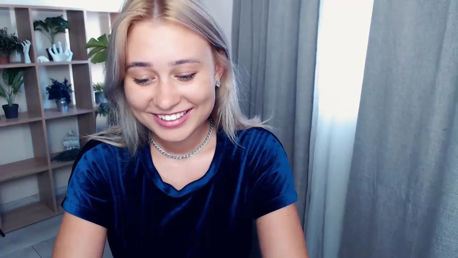 Gallery image thumbnail from Kukla_kolduna's myfreecams stream on, 08/19/2023, 16:03 image 3 of 20
