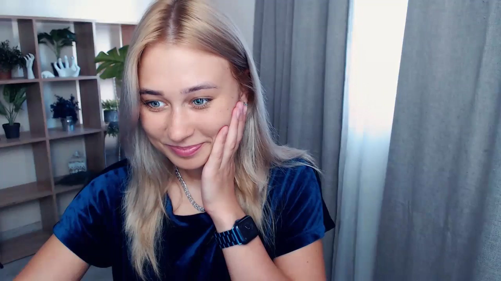 Gallery image thumbnail from Kukla_kolduna's myfreecams stream on, 08/19/2023, 16:03 image 8 of 20