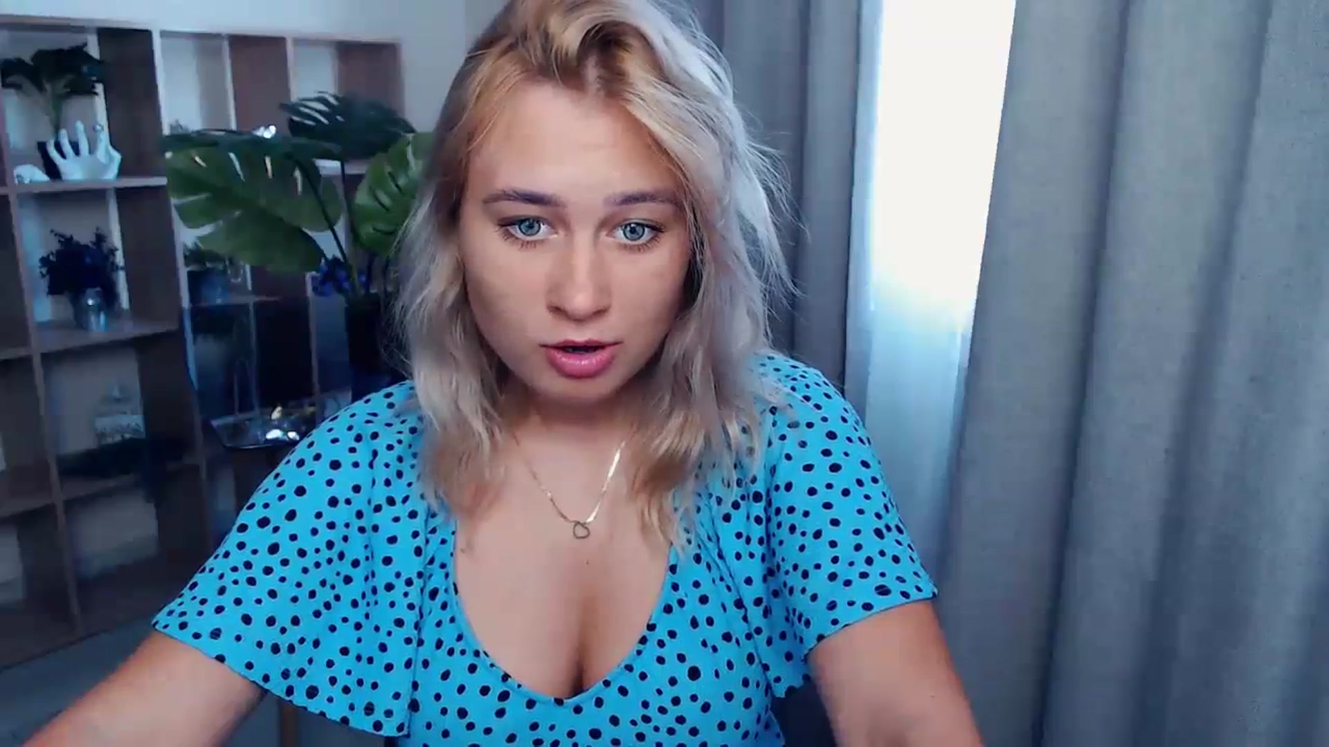 Gallery image thumbnail from Kukla_kolduna's myfreecams stream on, 08/31/2023, 10:01 image 14 of 20