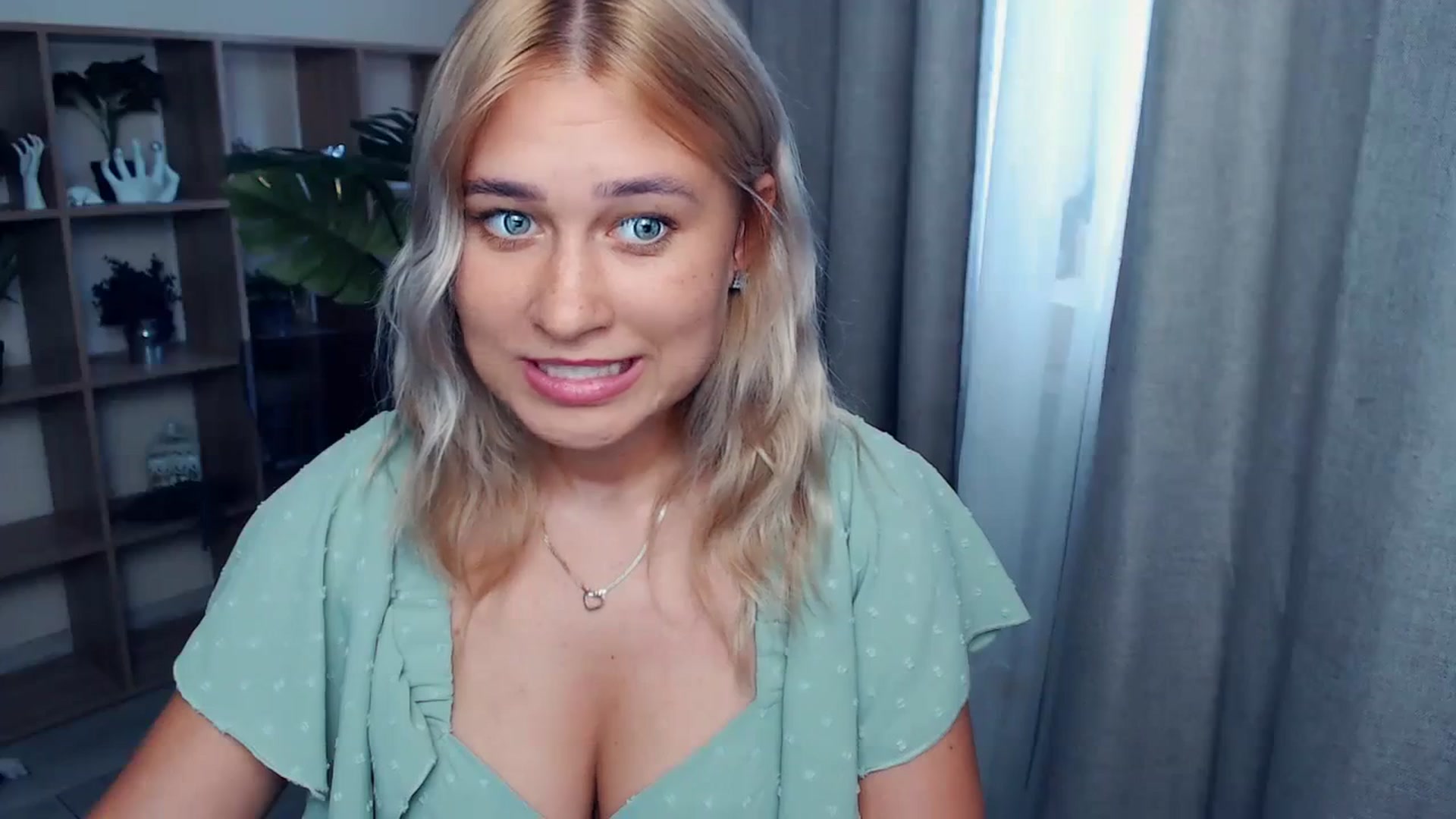 Gallery image thumbnail from Kukla_kolduna's myfreecams stream on, 08/31/2023, 15:50 image 16 of 20