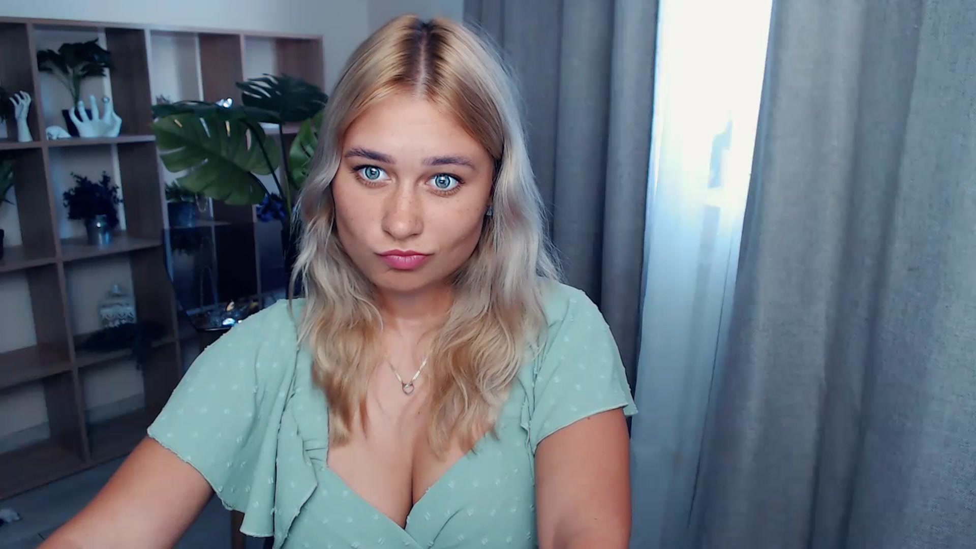 Gallery image thumbnail from Kukla_kolduna's myfreecams stream on, 08/31/2023, 15:50 image 2 of 20