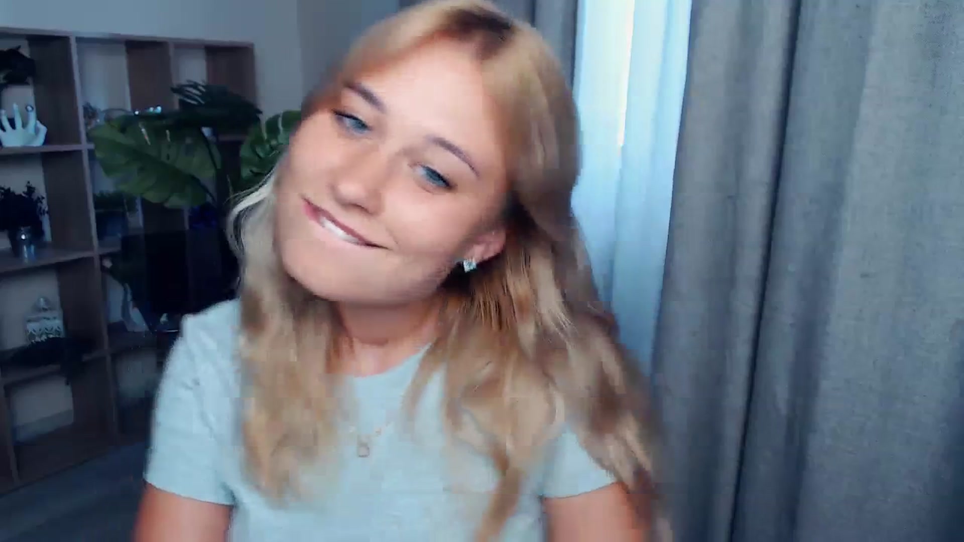 Gallery image thumbnail from Kukla_kolduna's myfreecams stream on, 09/01/2023, 15:34 image 11 of 20