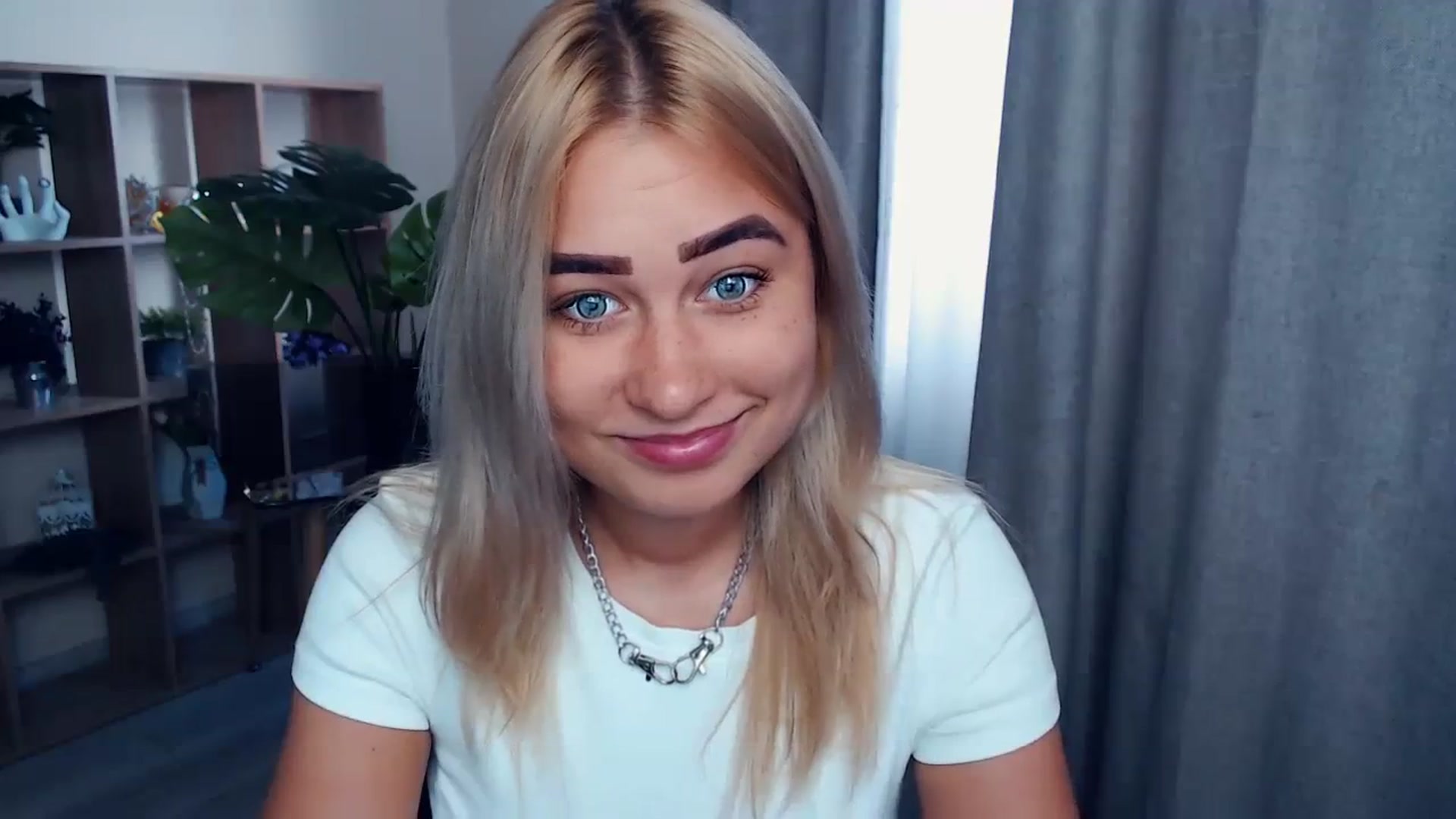 Gallery image thumbnail from Kukla_kolduna's myfreecams stream on, 09/02/2023, 15:24 image 7 of 20