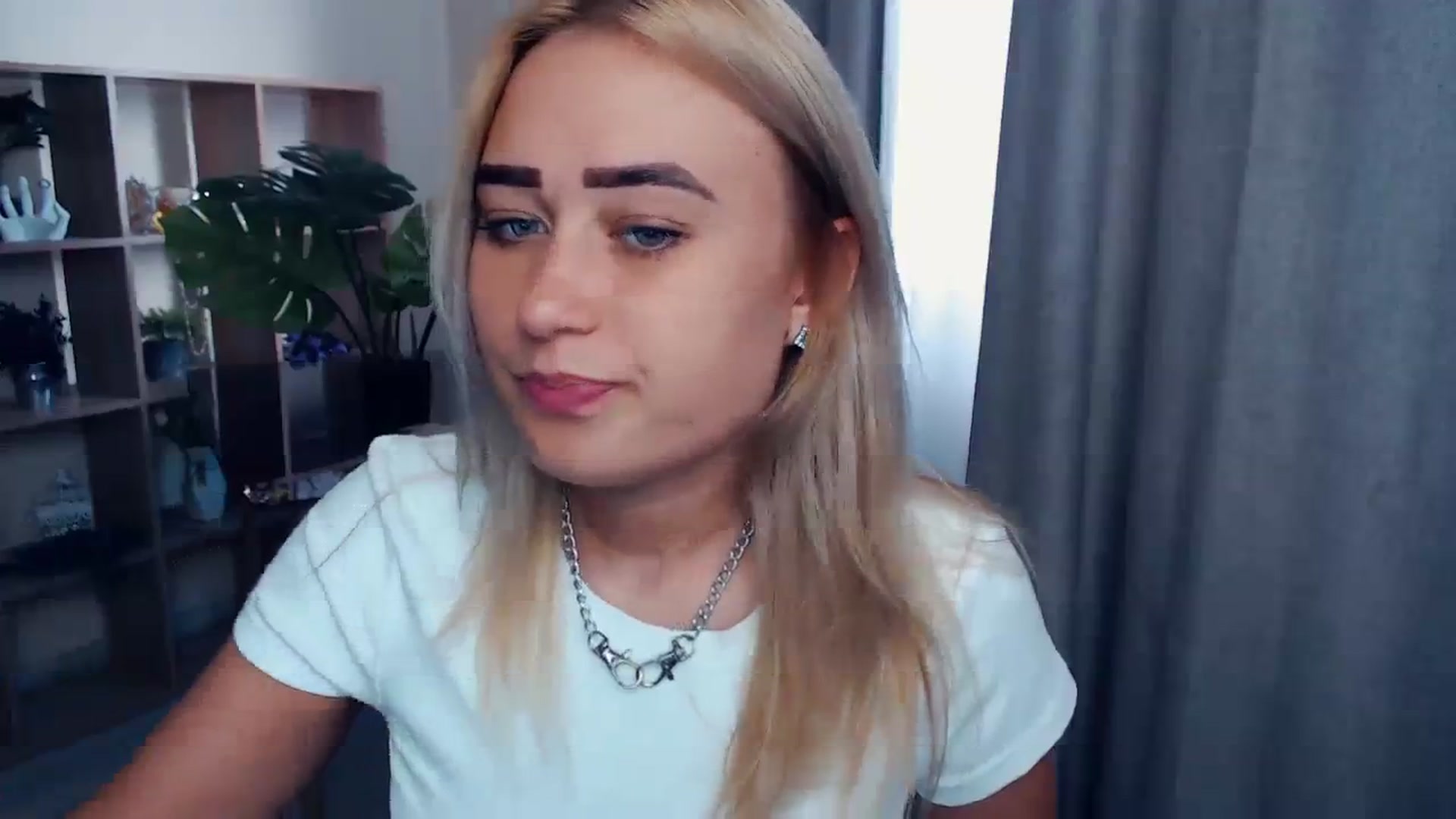 Gallery image thumbnail from Kukla_kolduna's myfreecams stream on, 09/02/2023, 15:24 image 5 of 20