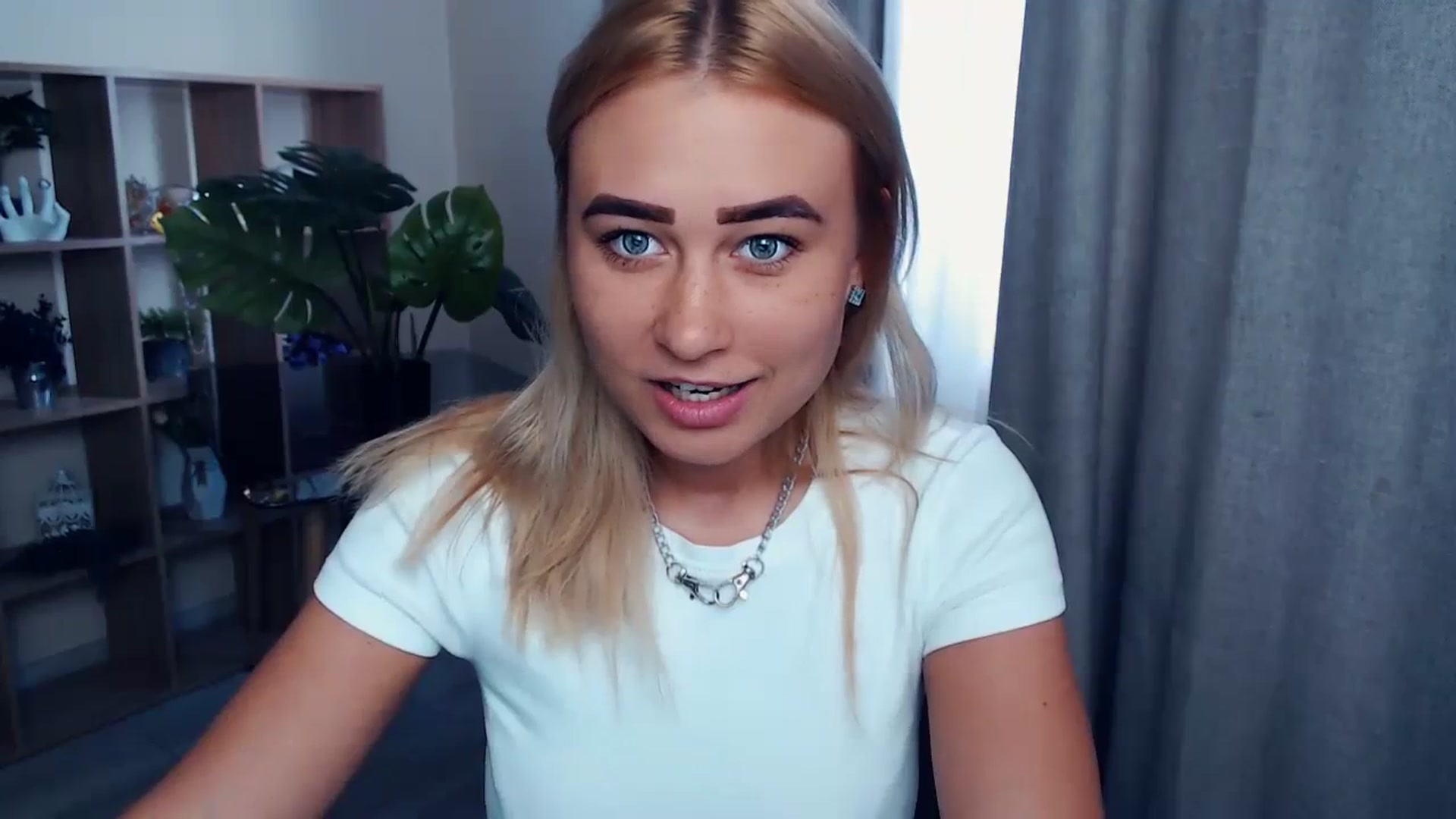Gallery image thumbnail from Kukla_kolduna's myfreecams stream on, 09/02/2023, 15:24 image 9 of 20