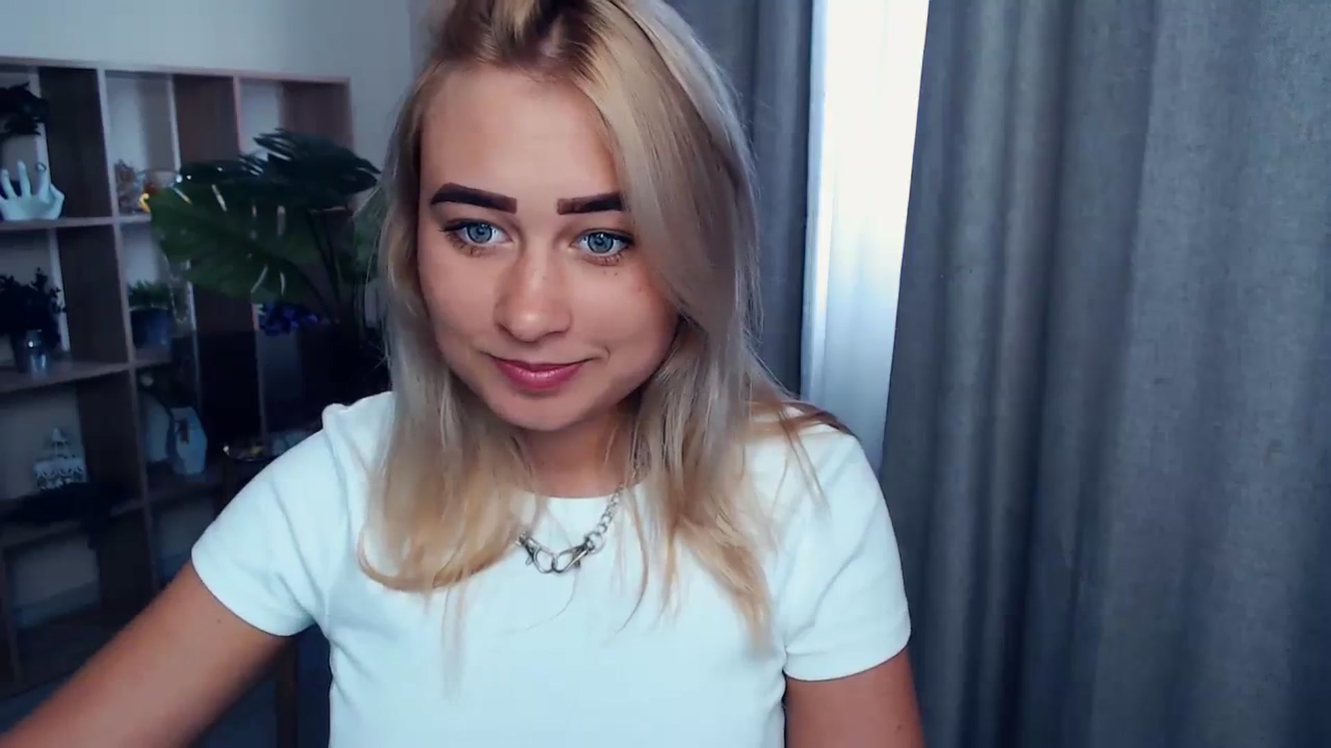 Gallery image thumbnail from Kukla_kolduna's myfreecams stream on, 09/02/2023, 15:24 image 12 of 20