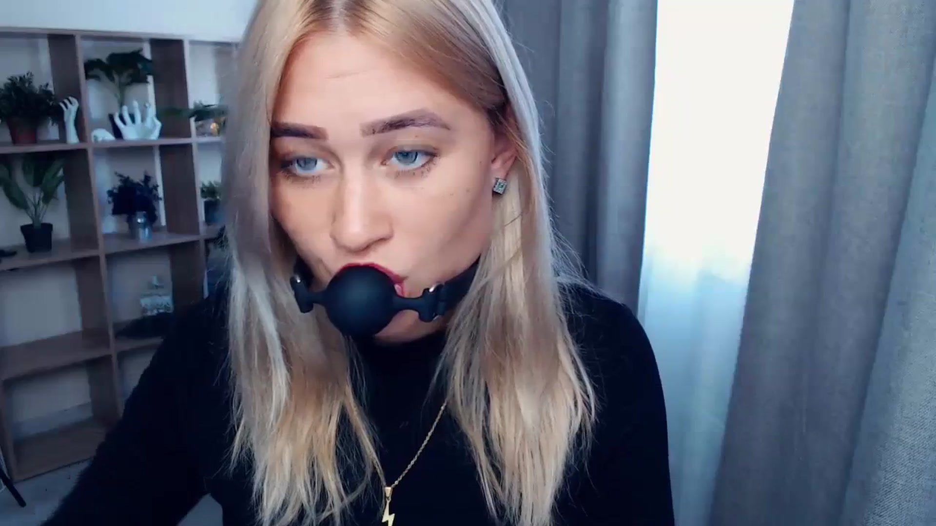 Gallery image thumbnail from Kukla_kolduna's myfreecams stream on, 09/03/2023, 12:40 image 19 of 20