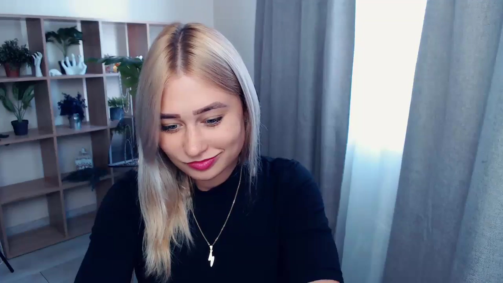 Gallery image thumbnail from Kukla_kolduna's myfreecams stream on, 09/03/2023, 12:40 image 4 of 20