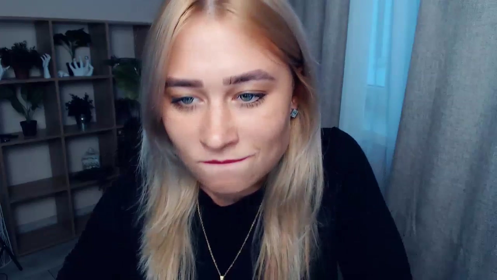 Gallery image thumbnail from Kukla_kolduna's myfreecams stream on, 09/03/2023, 16:00 image 2 of 20