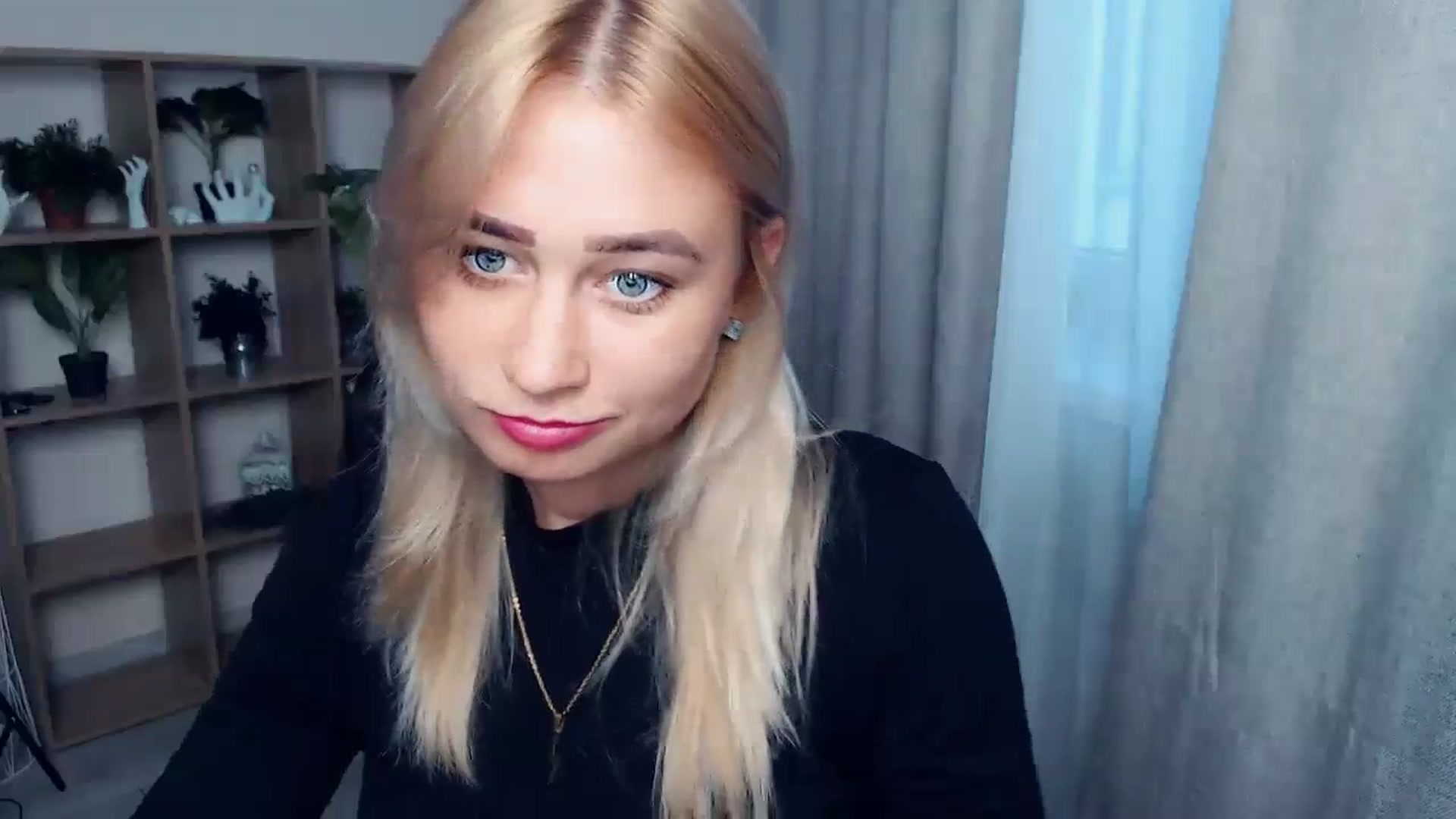 Gallery image thumbnail from Kukla_kolduna's myfreecams stream on, 09/03/2023, 16:00 image 16 of 20