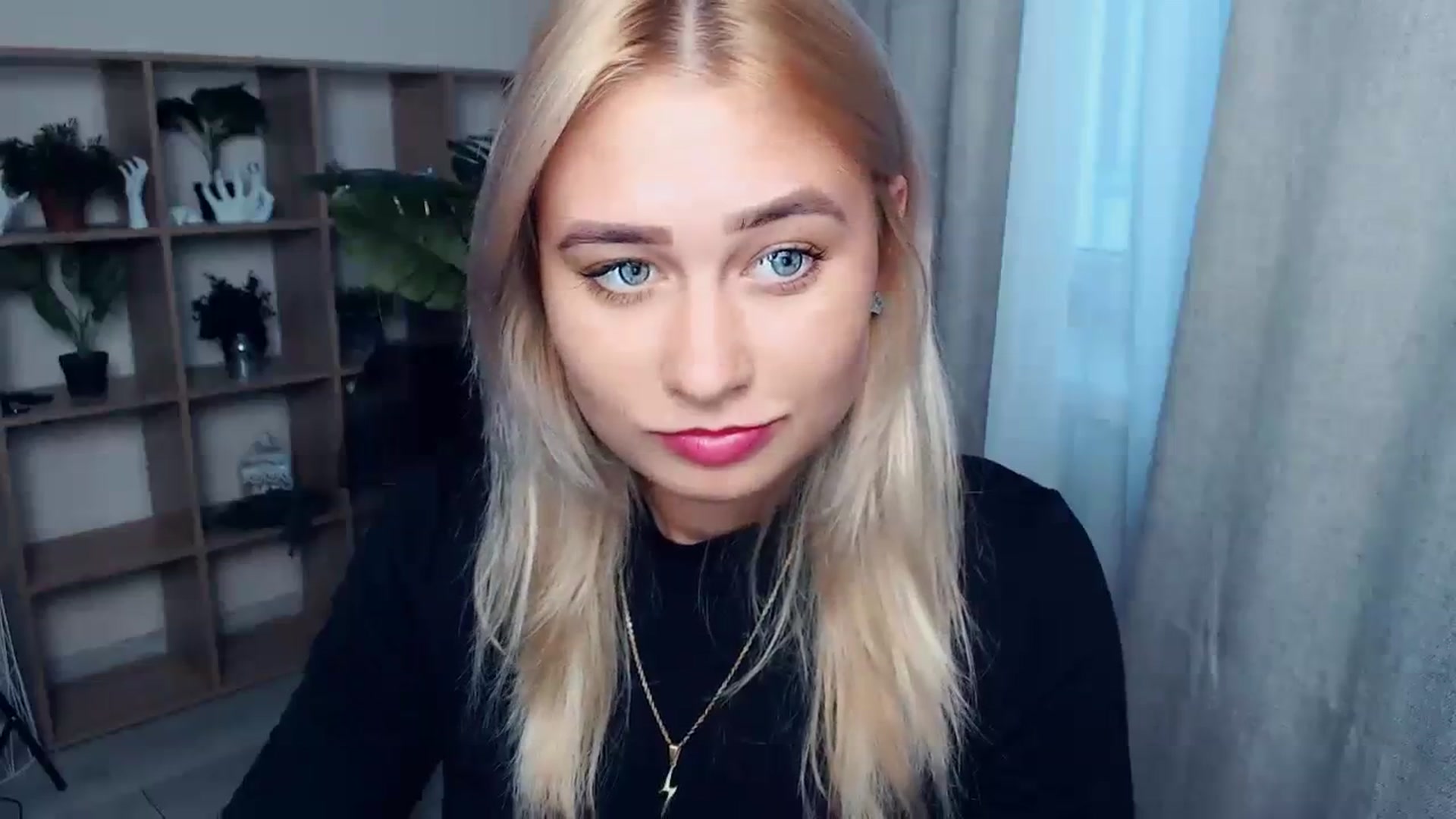 Gallery image thumbnail from Kukla_kolduna's myfreecams stream on, 09/03/2023, 16:00 image 19 of 20