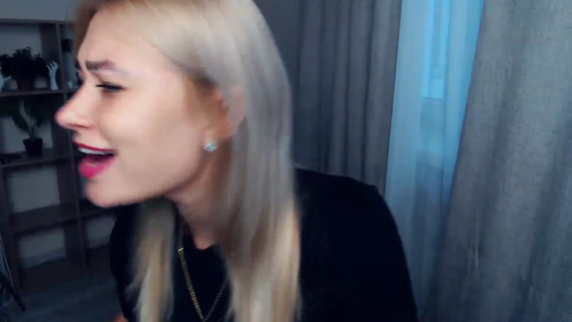 Gallery image thumbnail from Kukla_kolduna's myfreecams stream on, 09/03/2023, 16:00 image 3 of 20