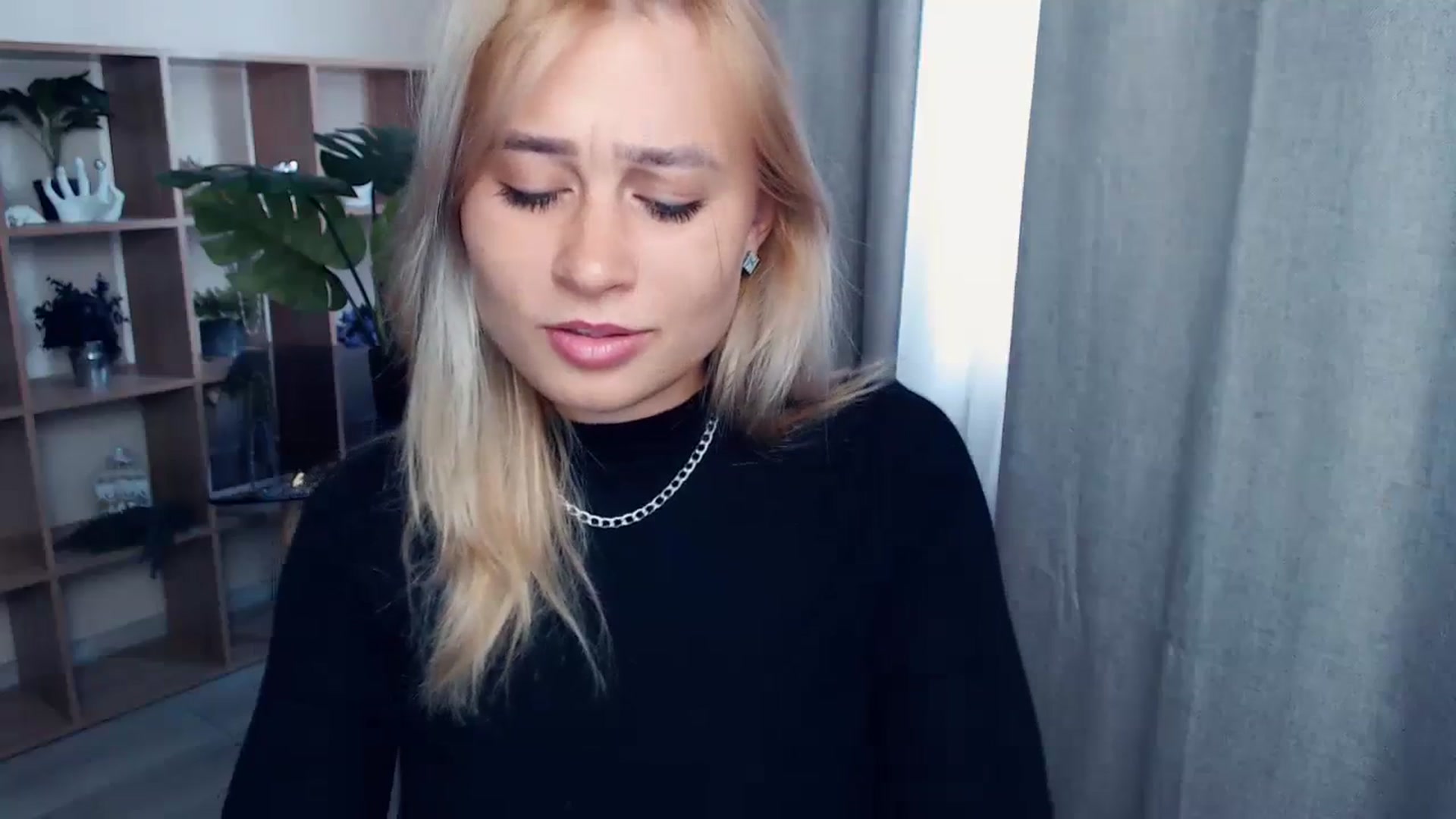 Gallery image thumbnail from Kukla_kolduna's myfreecams stream on, 09/04/2023, 14:13 image 19 of 20