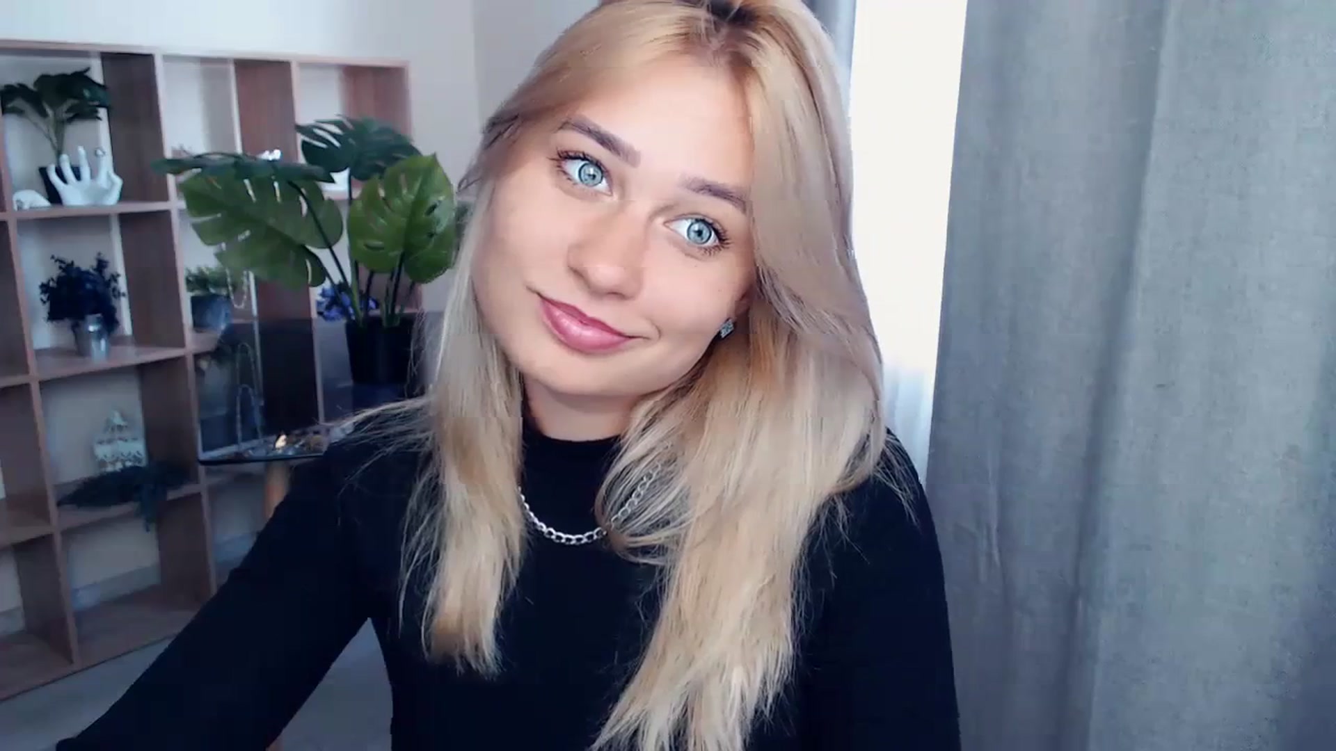 Gallery image thumbnail from Kukla_kolduna's myfreecams stream on, 09/04/2023, 14:13 image 7 of 20