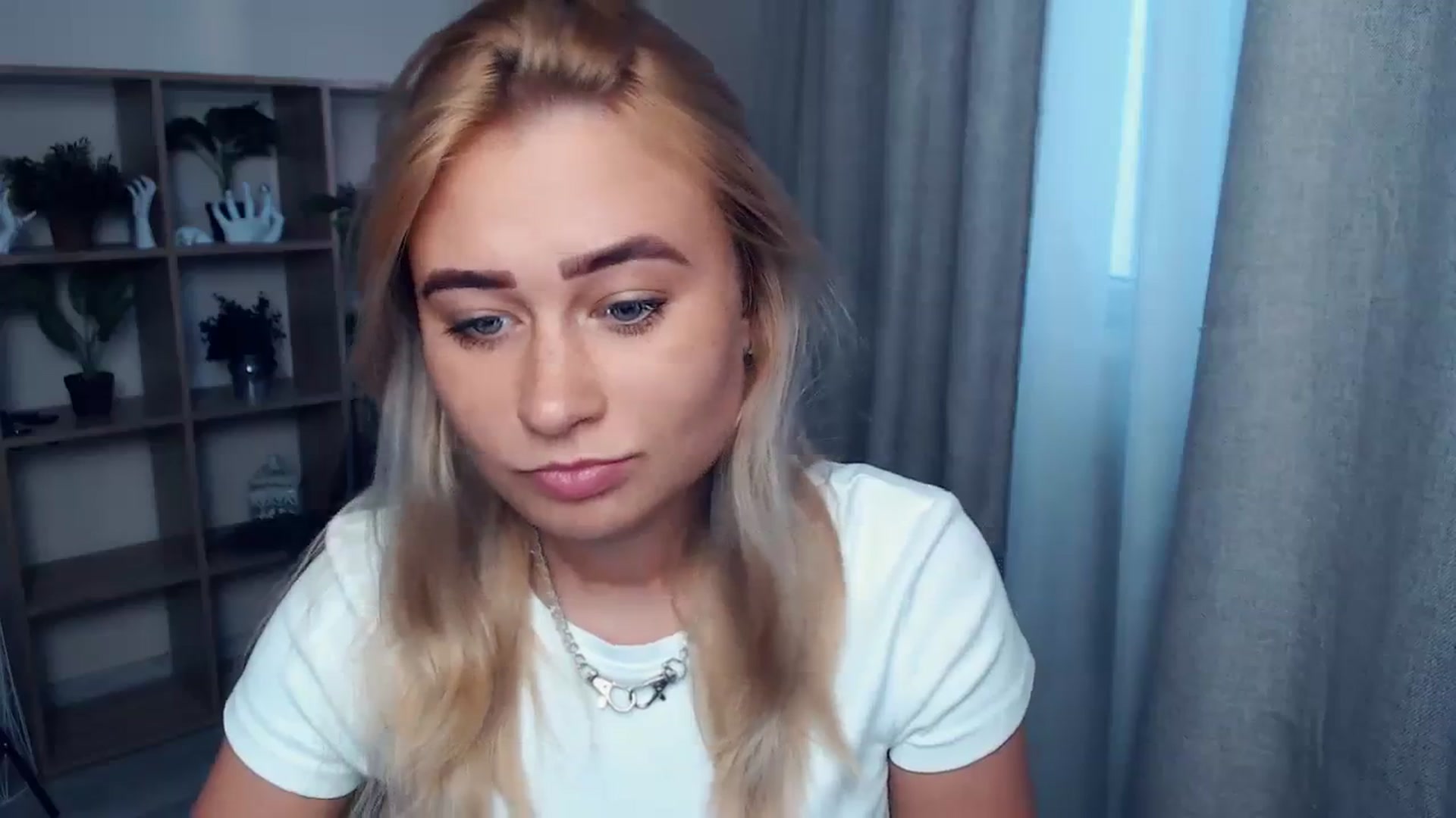 Gallery image thumbnail from Kukla_kolduna's myfreecams stream on, 09/07/2023, 16:01 image 19 of 20