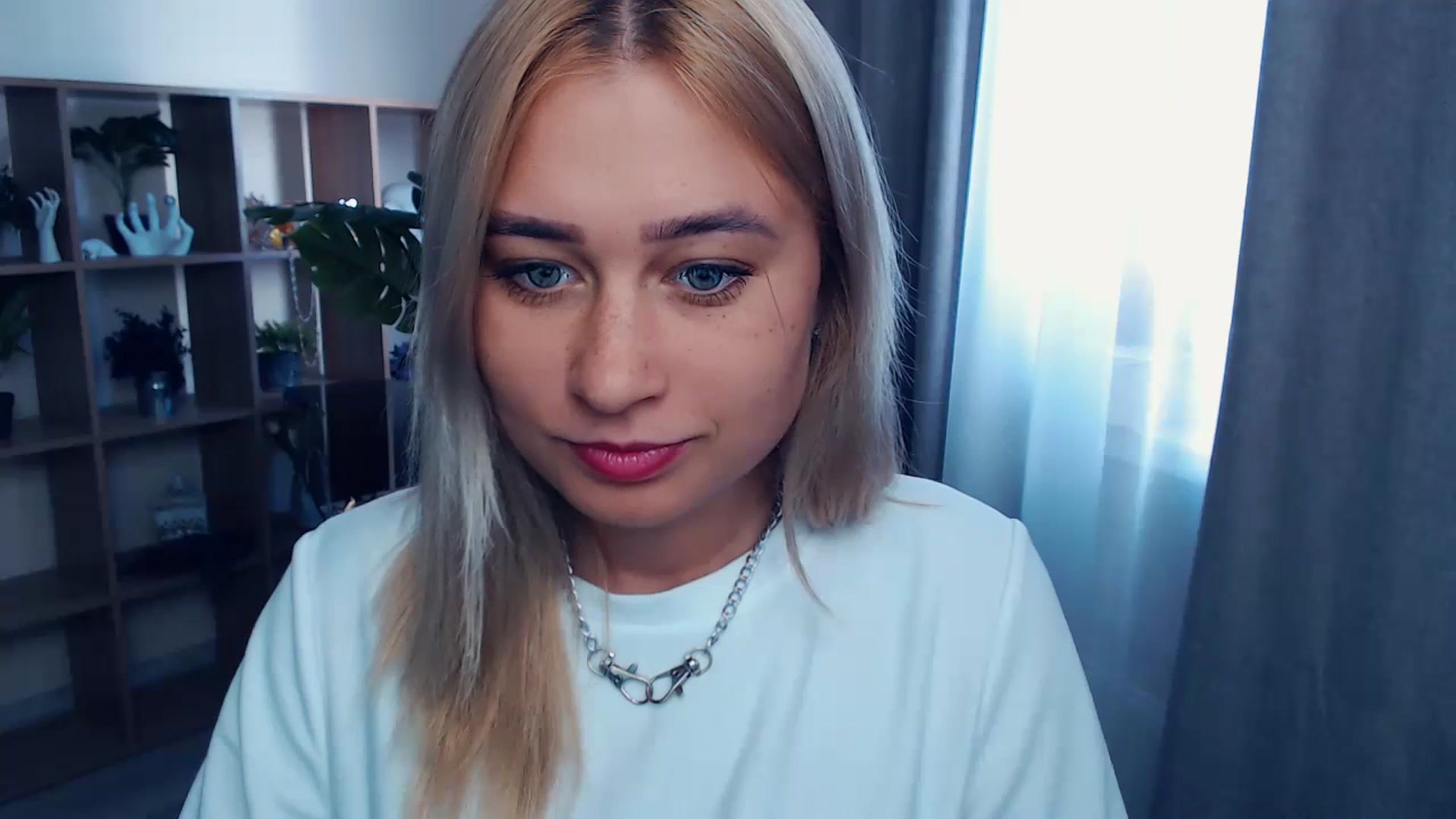 Gallery image thumbnail from Kukla_kolduna's myfreecams stream on, 09/09/2023, 13:30 image 3 of 20
