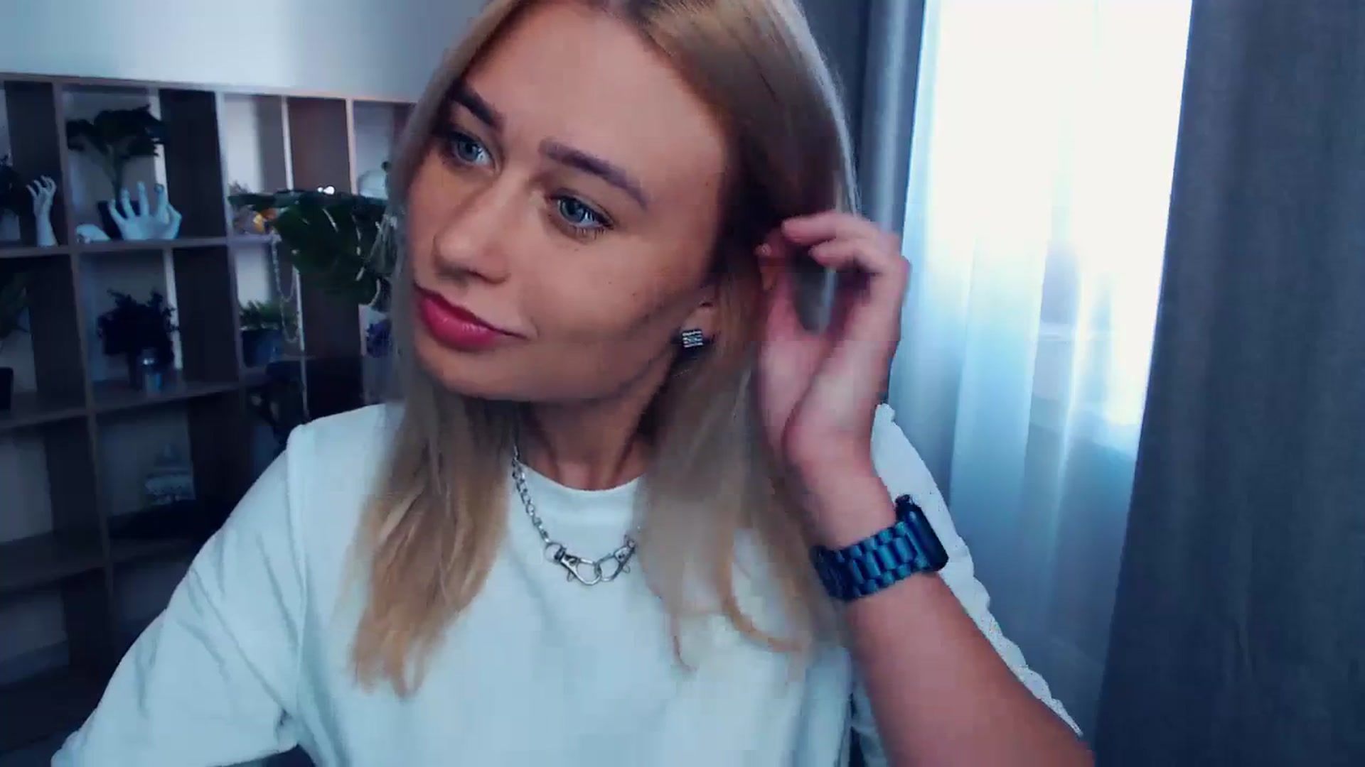 Gallery image thumbnail from Kukla_kolduna's myfreecams stream on, 09/09/2023, 13:30 image 11 of 20