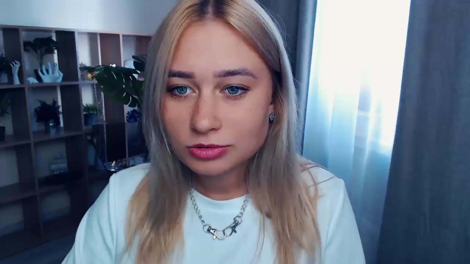 Gallery image thumbnail from Kukla_kolduna's myfreecams stream on, 09/09/2023, 13:30 image 18 of 20