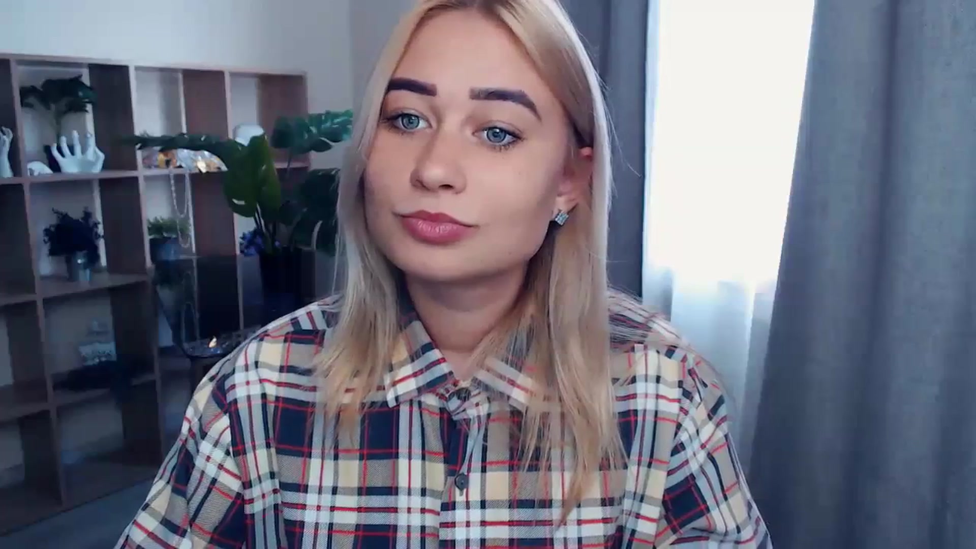Gallery image thumbnail from Kukla_kolduna's myfreecams stream on, 09/11/2023, 13:47 image 8 of 20