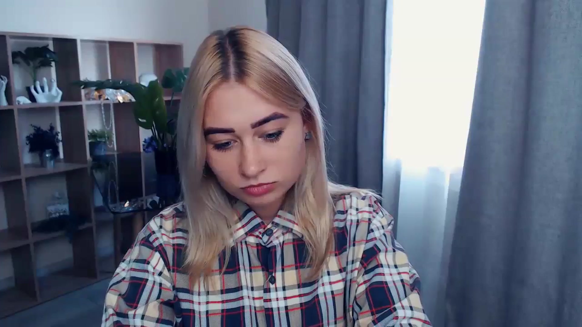 Gallery image thumbnail from Kukla_kolduna's myfreecams stream on, 09/11/2023, 13:47 image 7 of 20