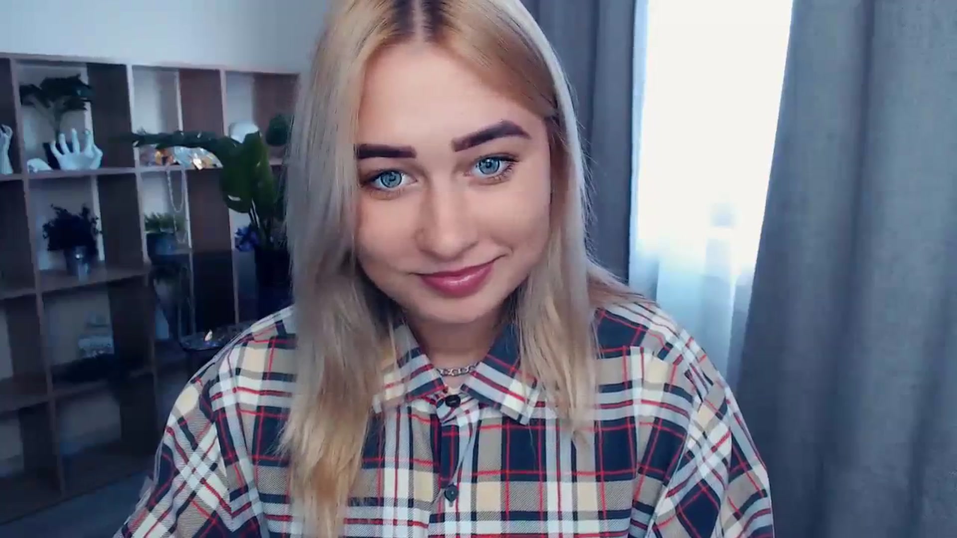 Gallery image thumbnail from Kukla_kolduna's myfreecams stream on, 09/11/2023, 15:20 image 3 of 20