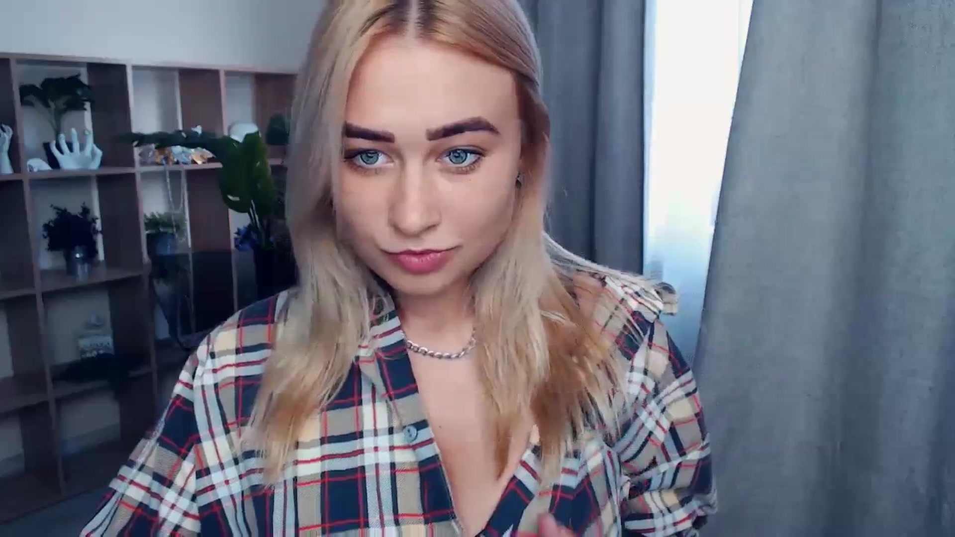Gallery image thumbnail from Kukla_kolduna's myfreecams stream on, 09/11/2023, 15:20 image 13 of 20