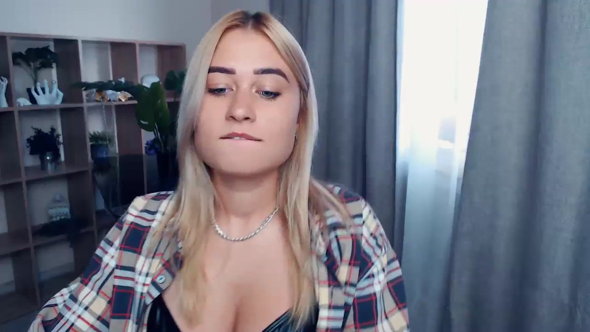 Gallery image thumbnail from Kukla_kolduna's myfreecams stream on, 09/11/2023, 15:20 image 20 of 20