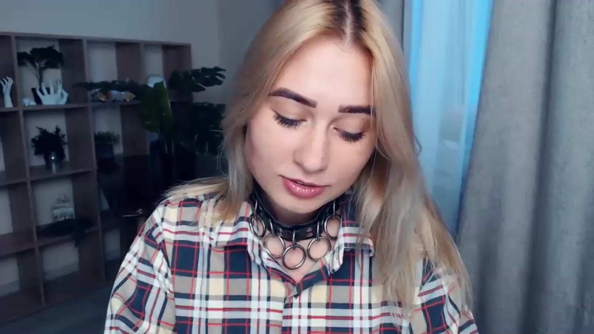 Gallery image thumbnail from Kukla_kolduna's myfreecams stream on, 09/11/2023, 16:28 image 7 of 20