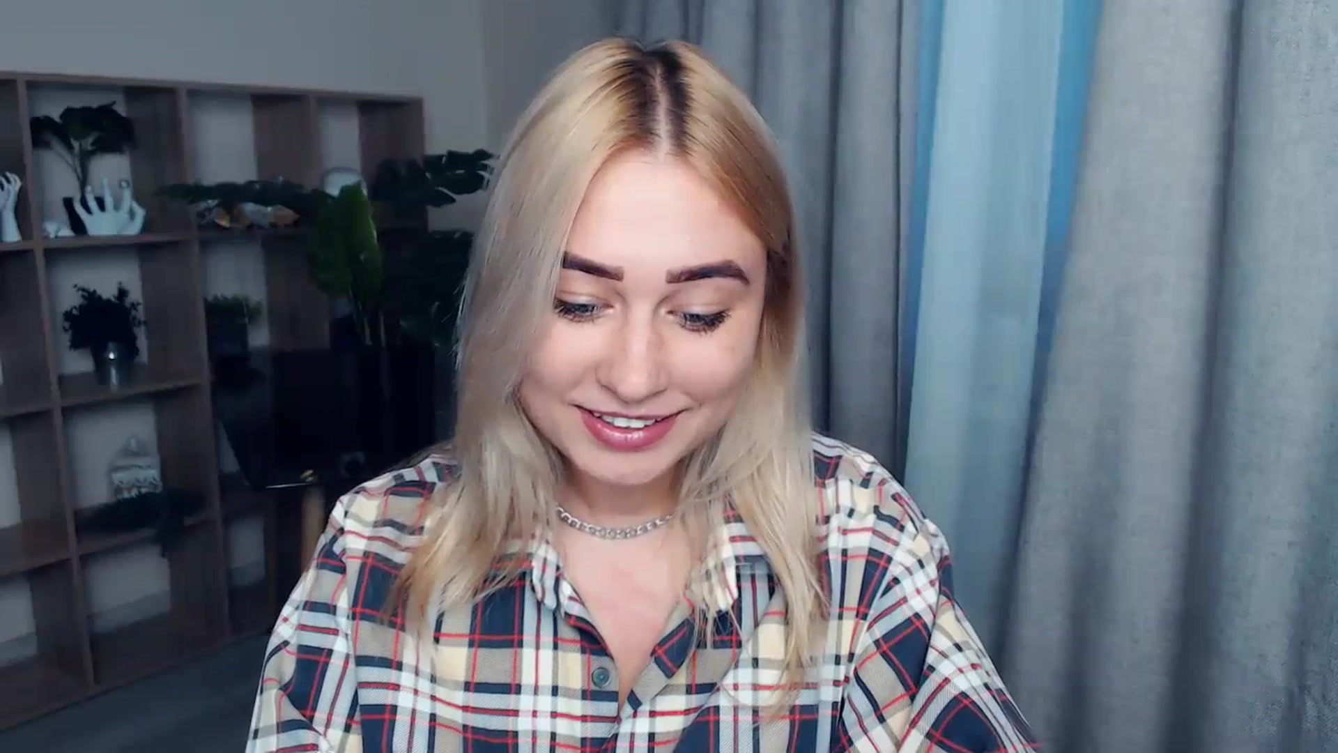 Gallery image thumbnail from Kukla_kolduna's myfreecams stream on, 09/11/2023, 16:28 image 20 of 20