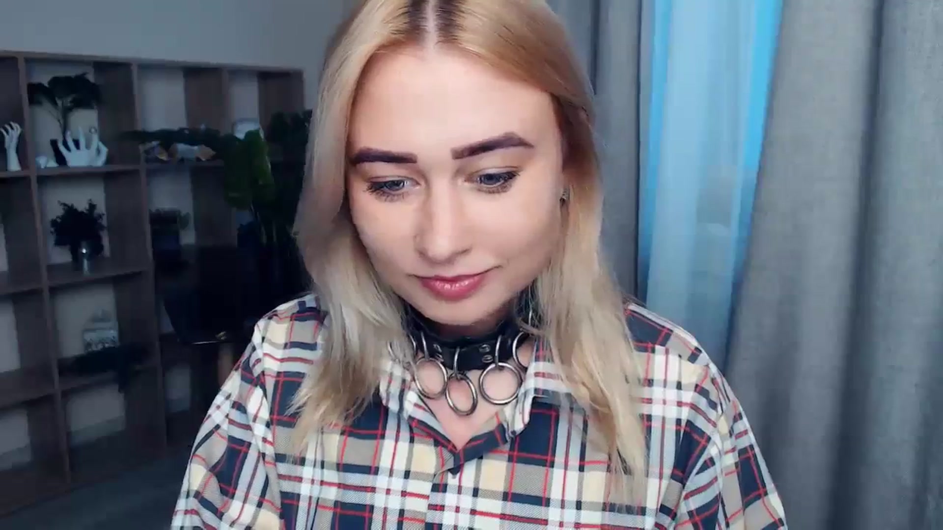 Gallery image thumbnail from Kukla_kolduna's myfreecams stream on, 09/11/2023, 16:28 image 10 of 20