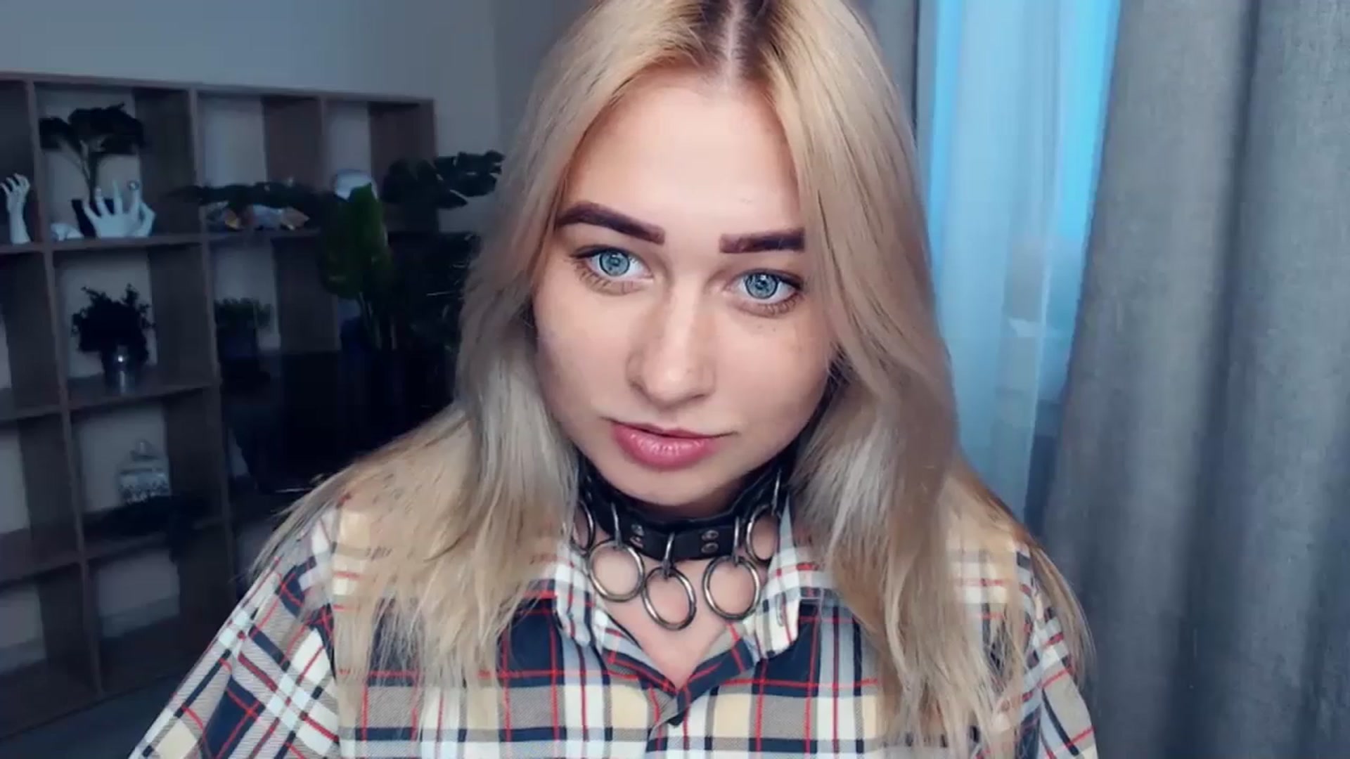 Gallery image thumbnail from Kukla_kolduna's myfreecams stream on, 09/11/2023, 16:28 image 4 of 20