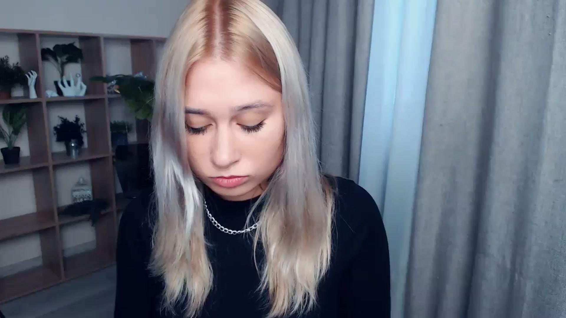 Gallery image thumbnail from Kukla_kolduna's myfreecams stream on, 09/15/2023, 15:29 image 20 of 20