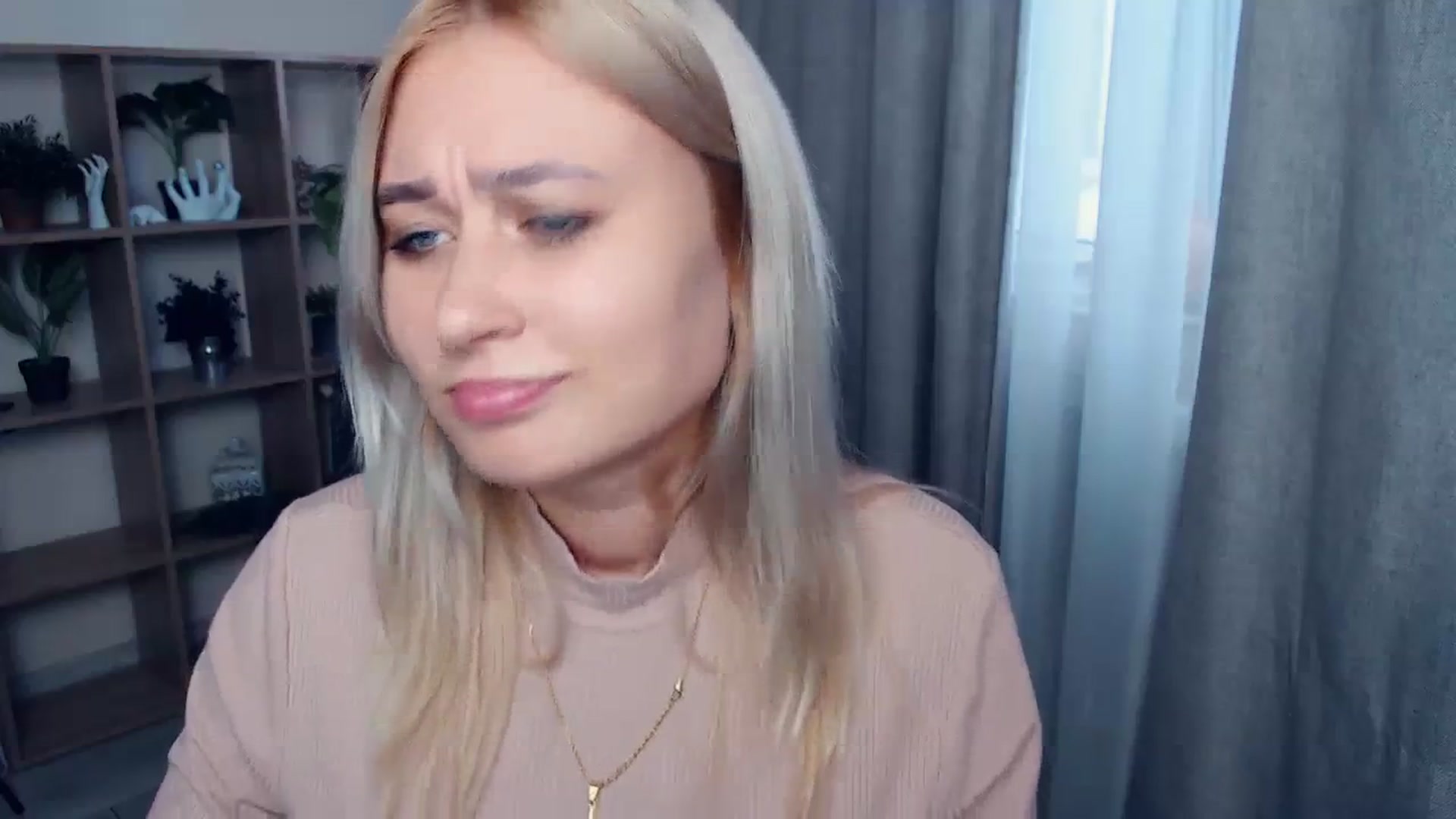 Gallery image thumbnail from Kukla_kolduna's myfreecams stream on, 09/22/2023, 16:19 image 6 of 20