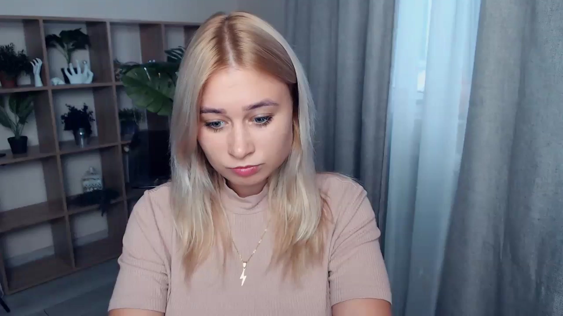 Gallery image thumbnail from Kukla_kolduna's myfreecams stream on, 09/22/2023, 16:19 image 10 of 20