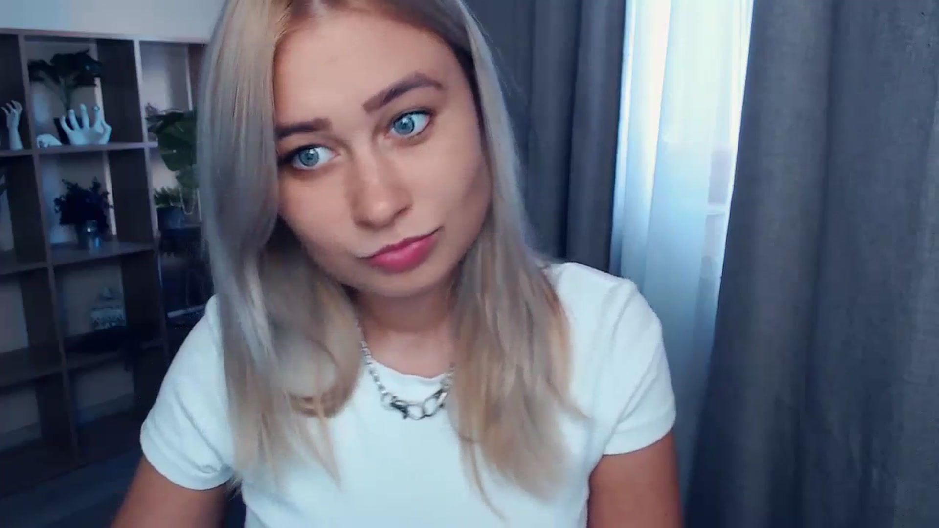 Gallery image thumbnail from Kukla_kolduna's myfreecams stream on, 09/23/2023, 15:23 image 9 of 20