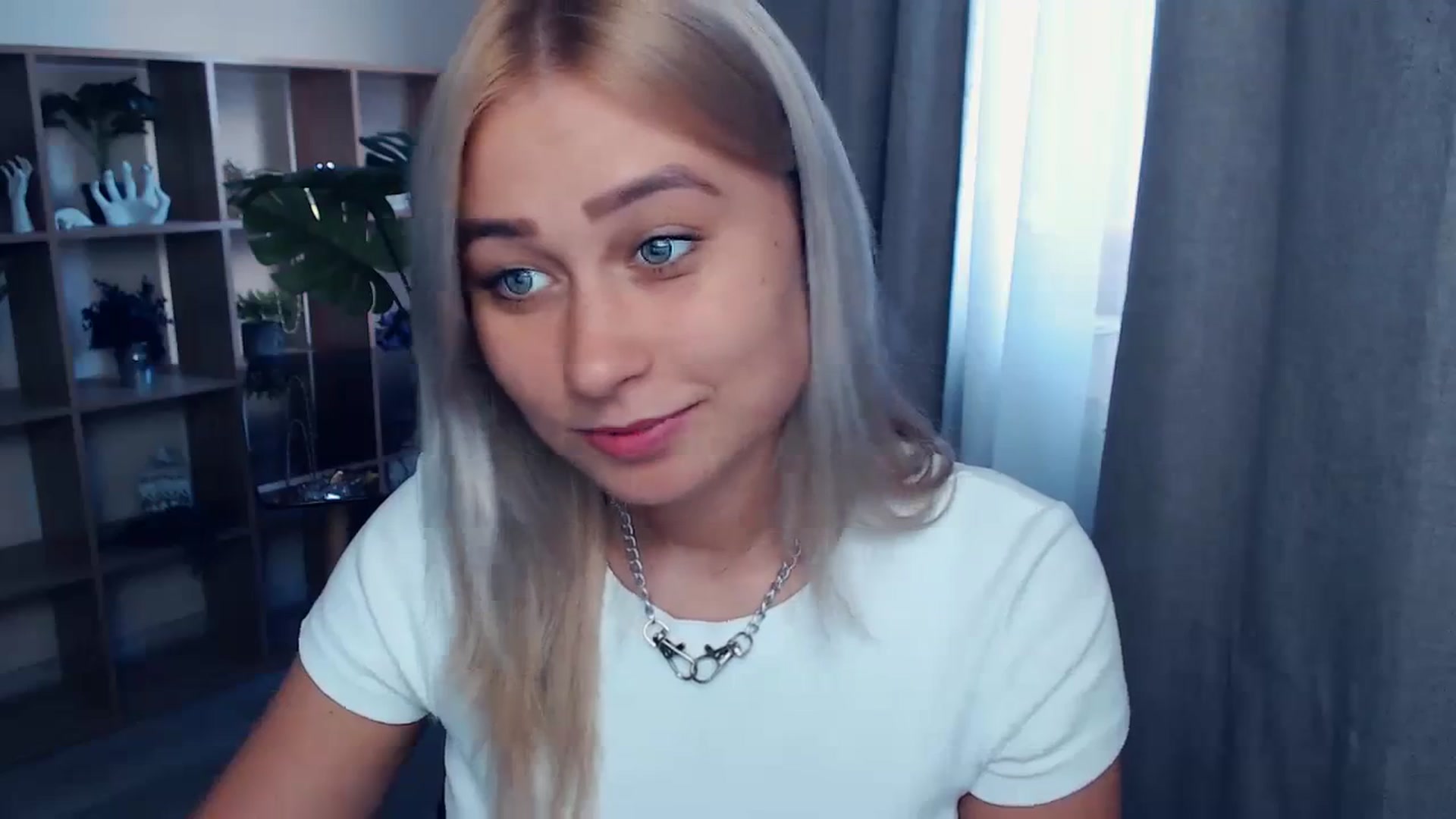 Gallery image thumbnail from Kukla_kolduna's myfreecams stream on, 09/23/2023, 15:23 image 6 of 20