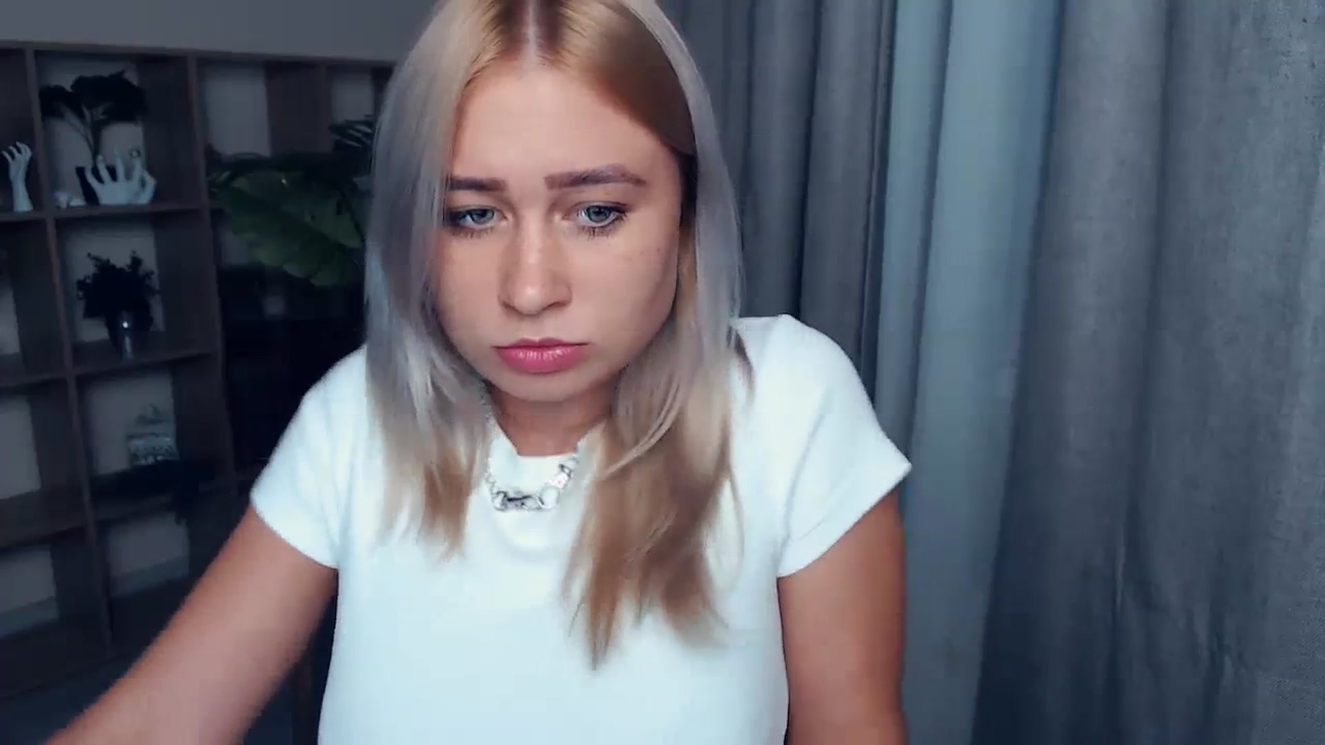 Gallery image thumbnail from Kukla_kolduna's myfreecams stream on, 09/23/2023, 16:58 image 5 of 20