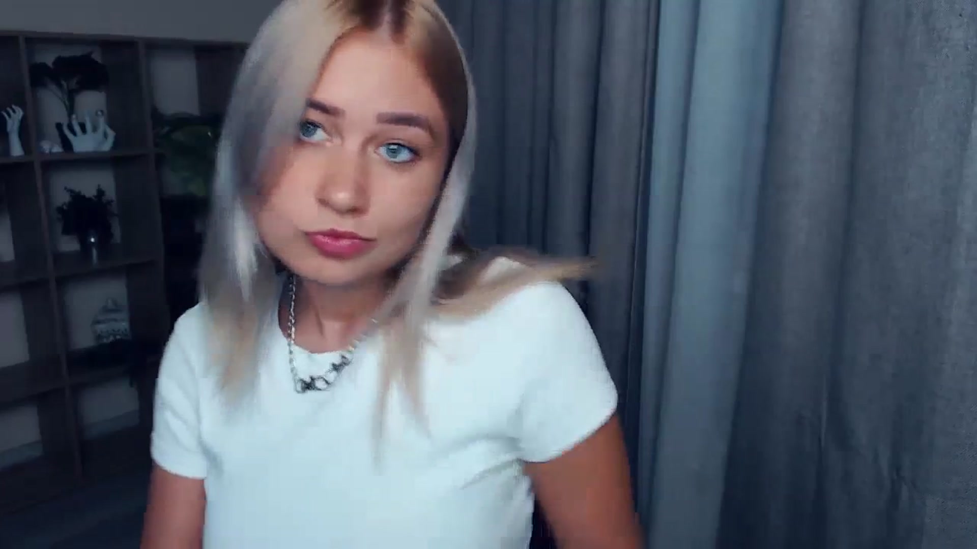 Gallery image thumbnail from Kukla_kolduna's myfreecams stream on, 09/23/2023, 16:58 image 6 of 20