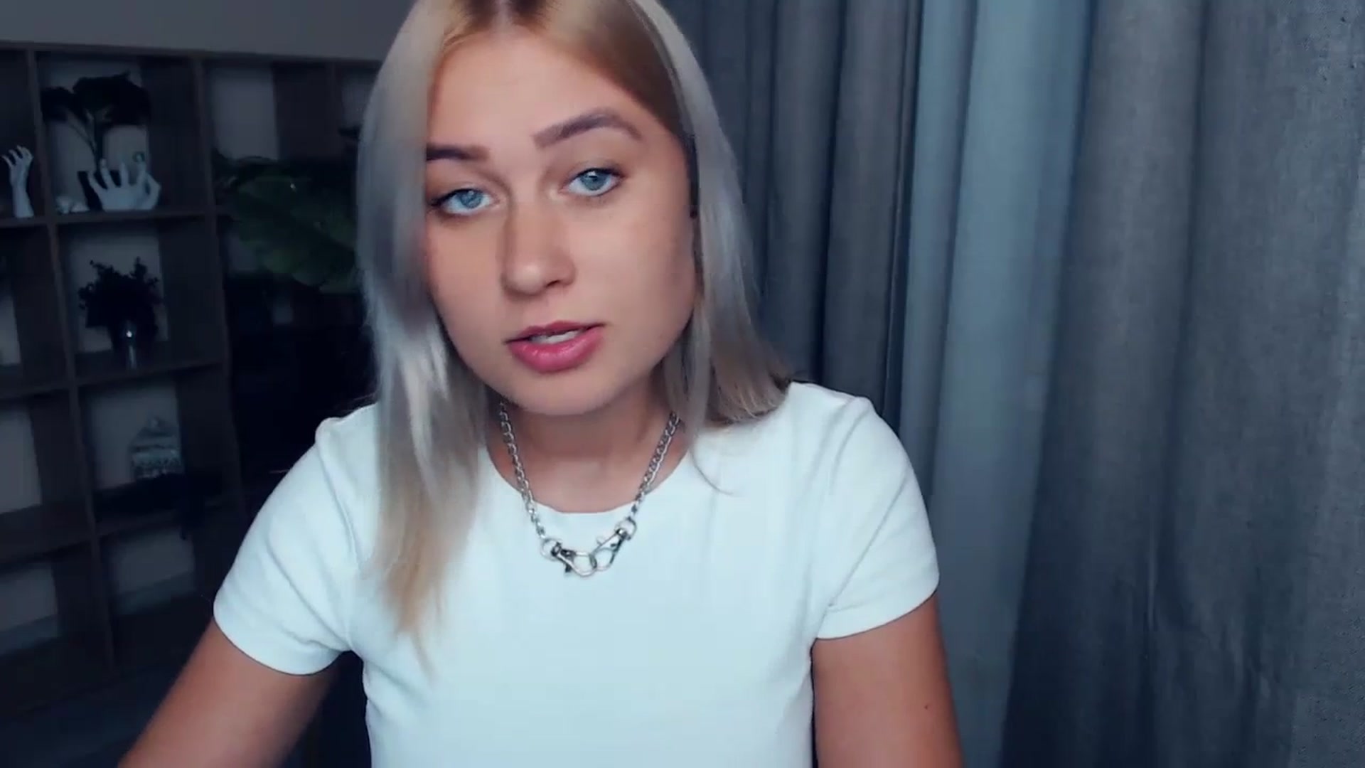 Gallery image thumbnail from Kukla_kolduna's myfreecams stream on, 09/23/2023, 16:58 image 13 of 20