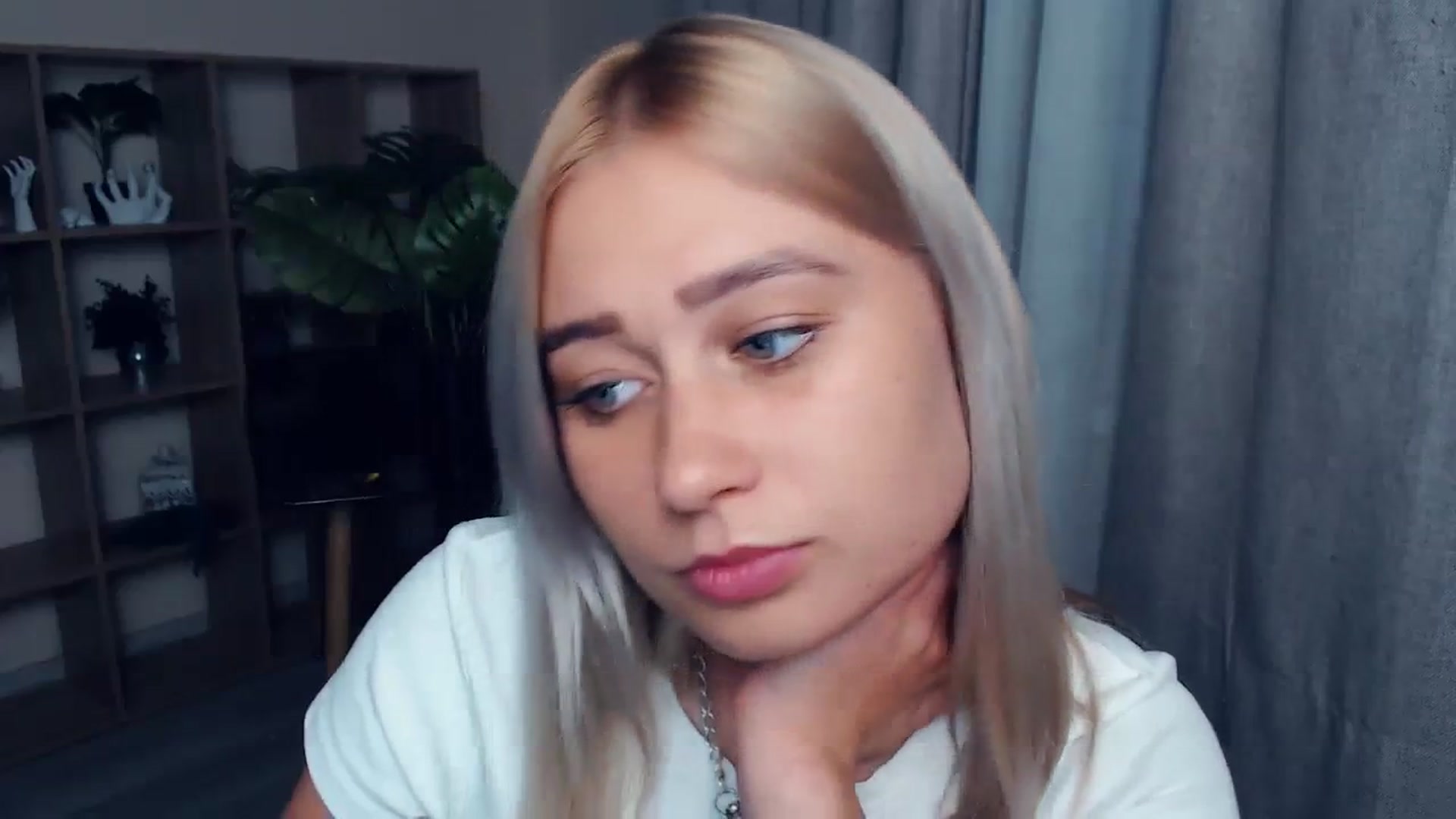 Gallery image thumbnail from Kukla_kolduna's myfreecams stream on, 09/23/2023, 16:58 image 20 of 20