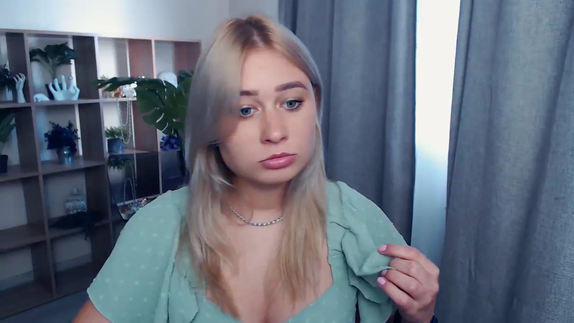Gallery image thumbnail from Kukla_kolduna's myfreecams stream on, 09/24/2023, 13:27 image 13 of 20