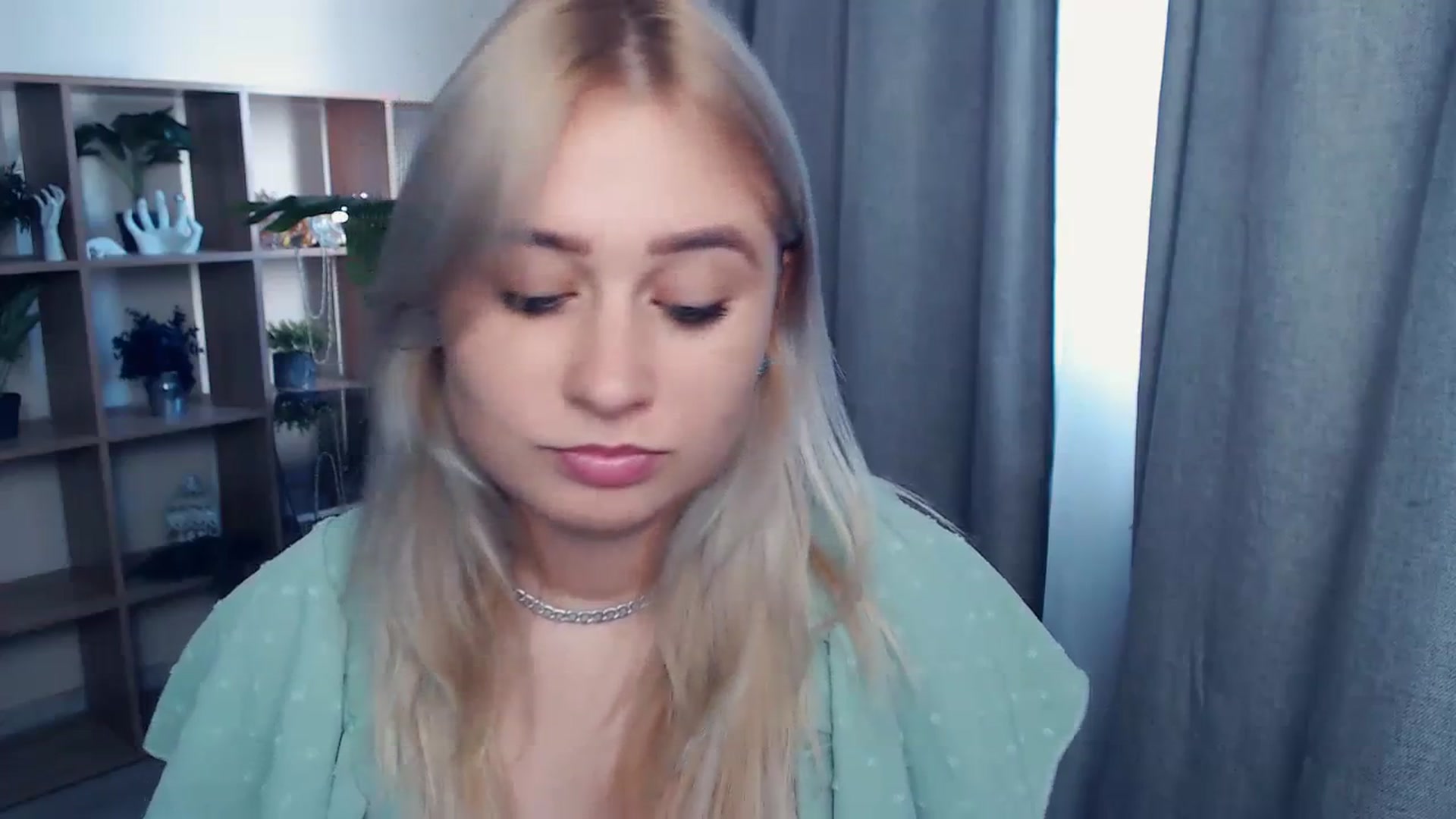 Gallery image thumbnail from Kukla_kolduna's myfreecams stream on, 09/24/2023, 13:27 image 18 of 20