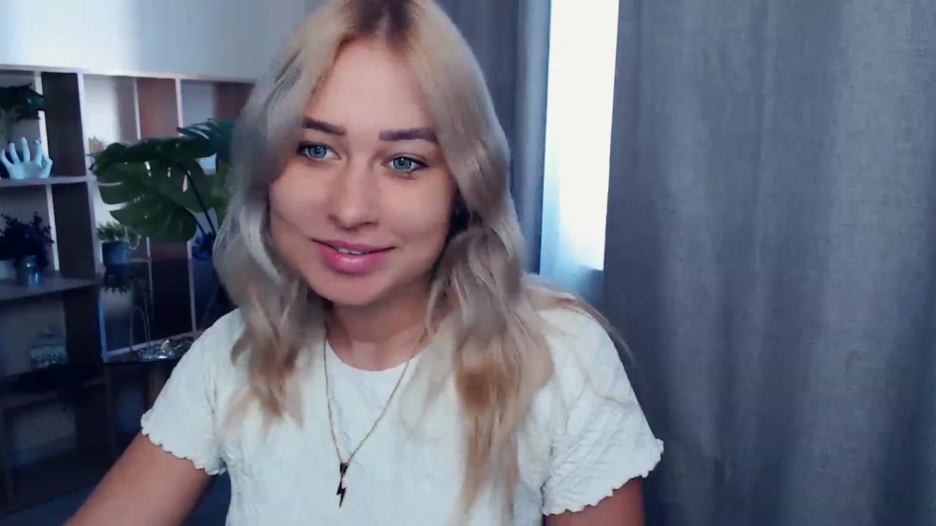 Gallery image thumbnail from Kukla_kolduna's myfreecams stream on, 09/28/2023, 12:05 image 19 of 20