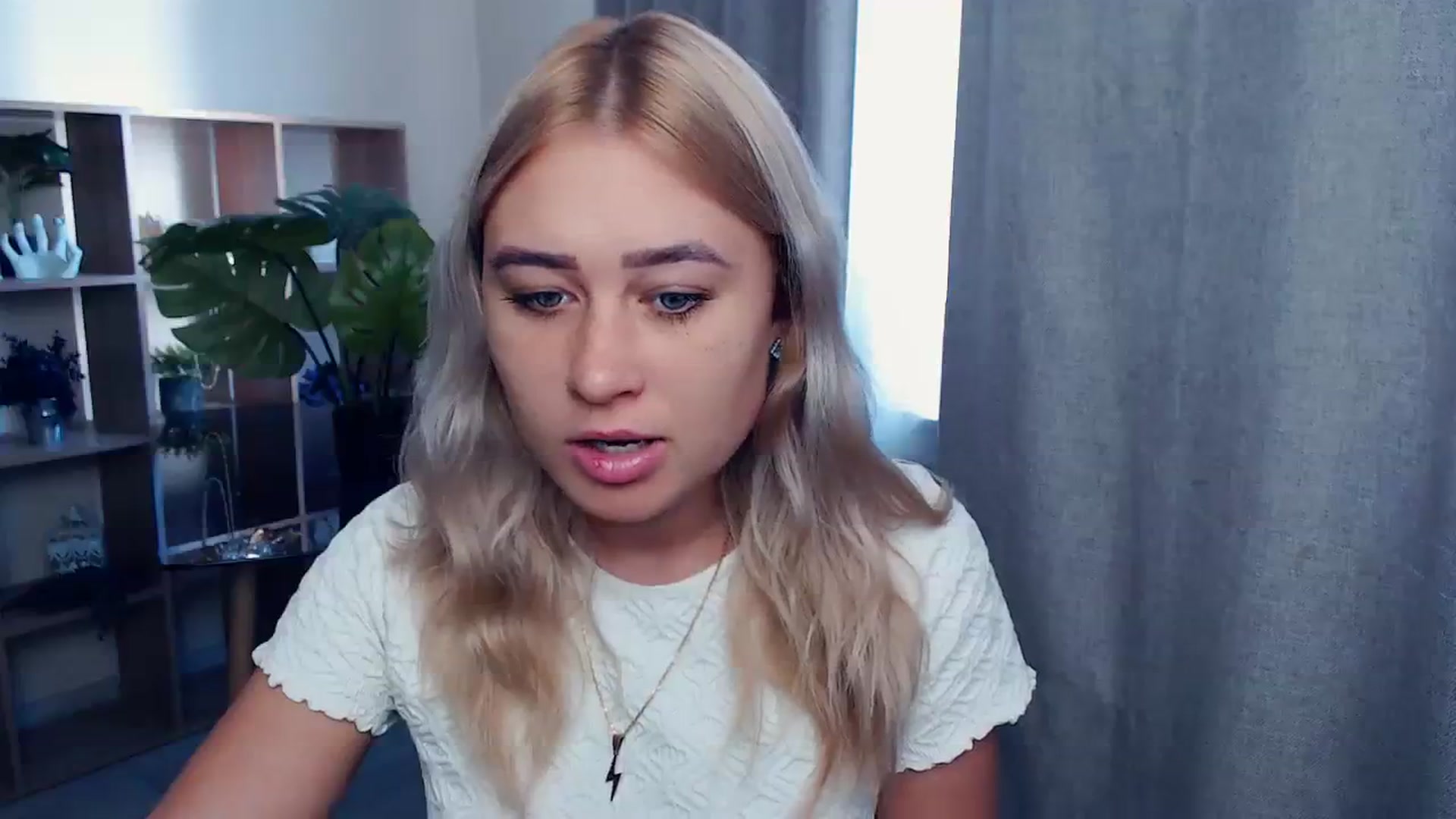 Gallery image thumbnail from Kukla_kolduna's myfreecams stream on, 09/28/2023, 12:05 image 4 of 20