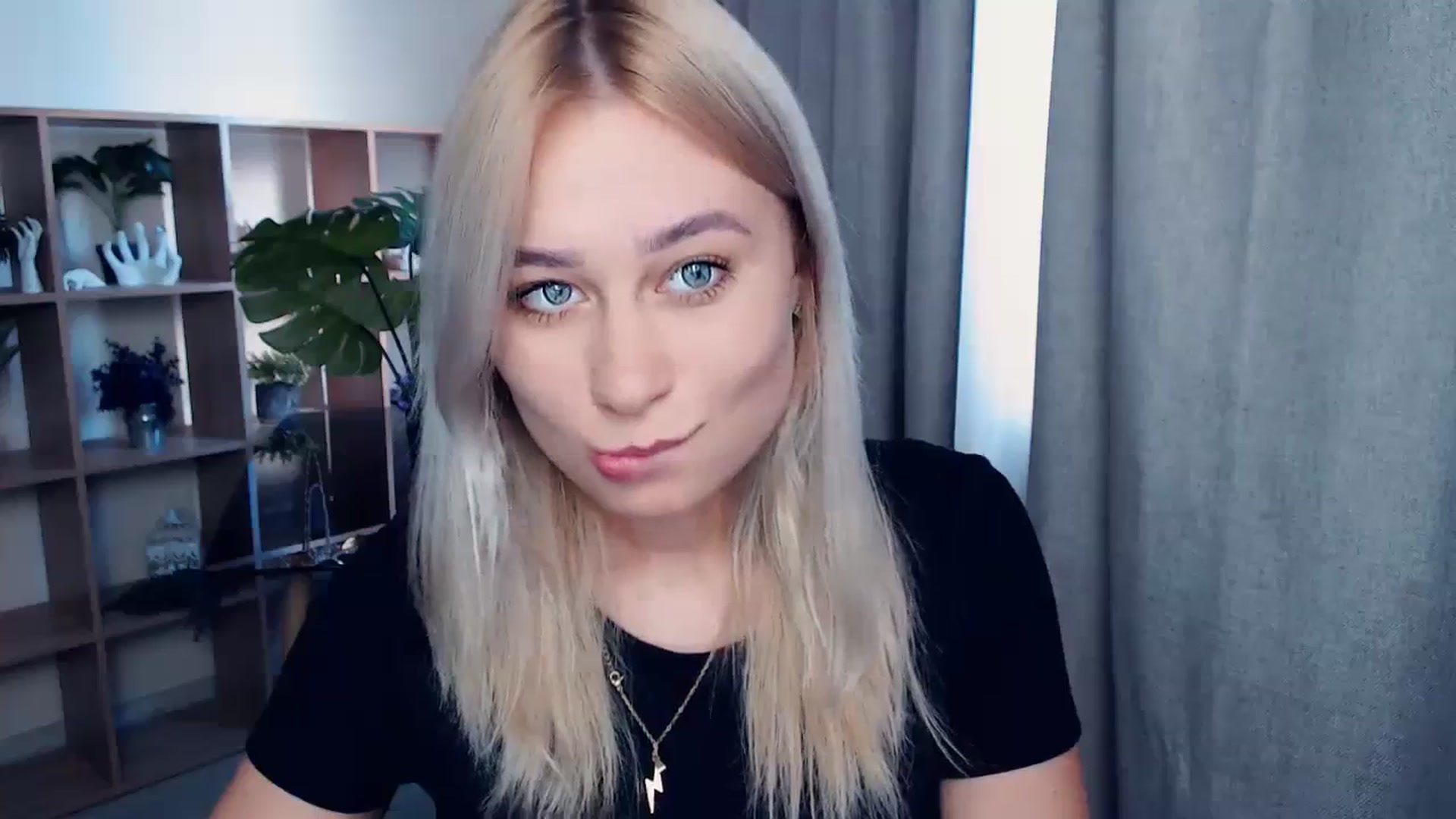 Gallery image thumbnail from Kukla_kolduna's myfreecams stream on, 10/08/2023, 14:06 image 20 of 20