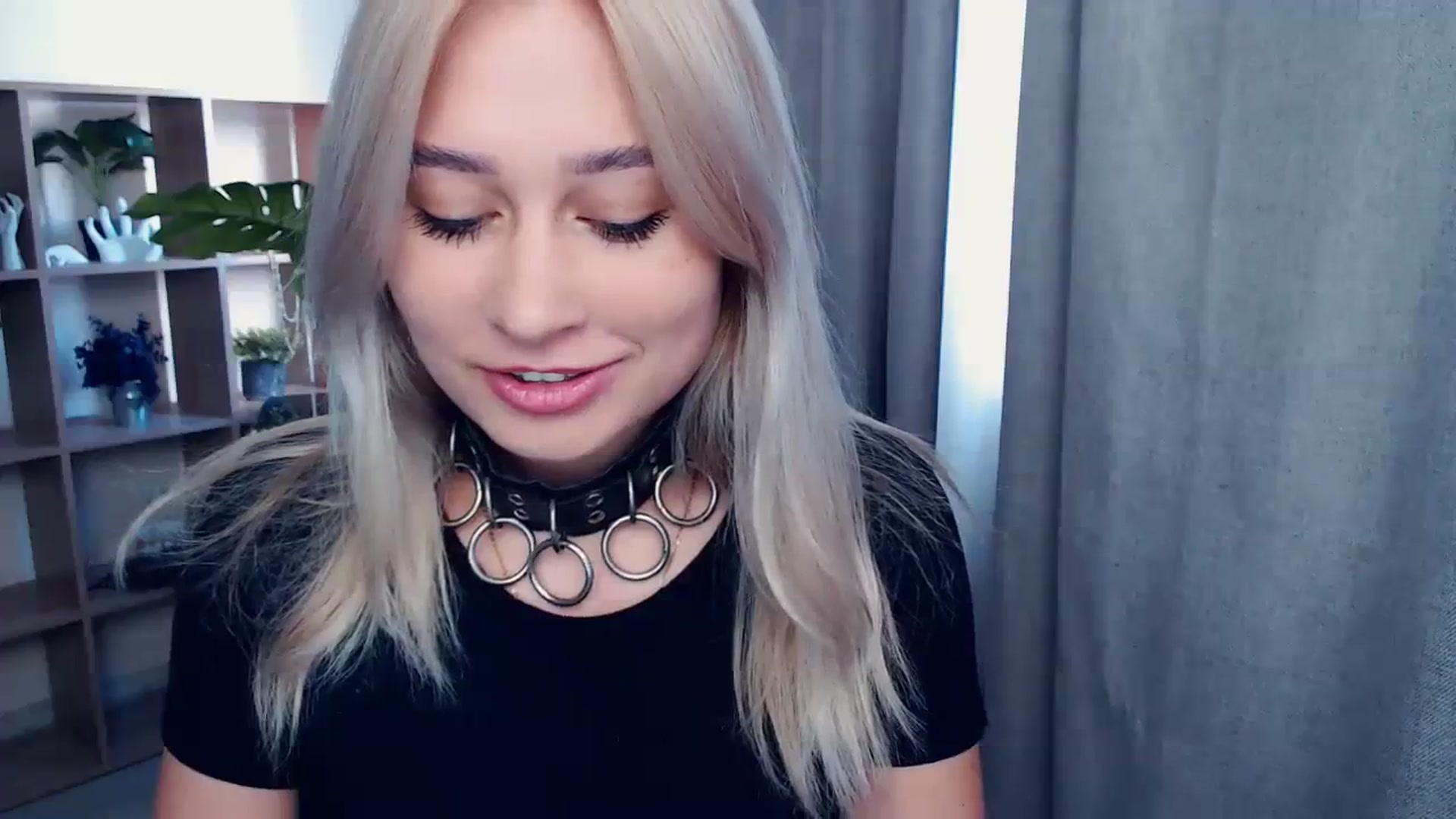 Gallery image thumbnail from Kukla_kolduna's myfreecams stream on, 10/08/2023, 14:06 image 7 of 20